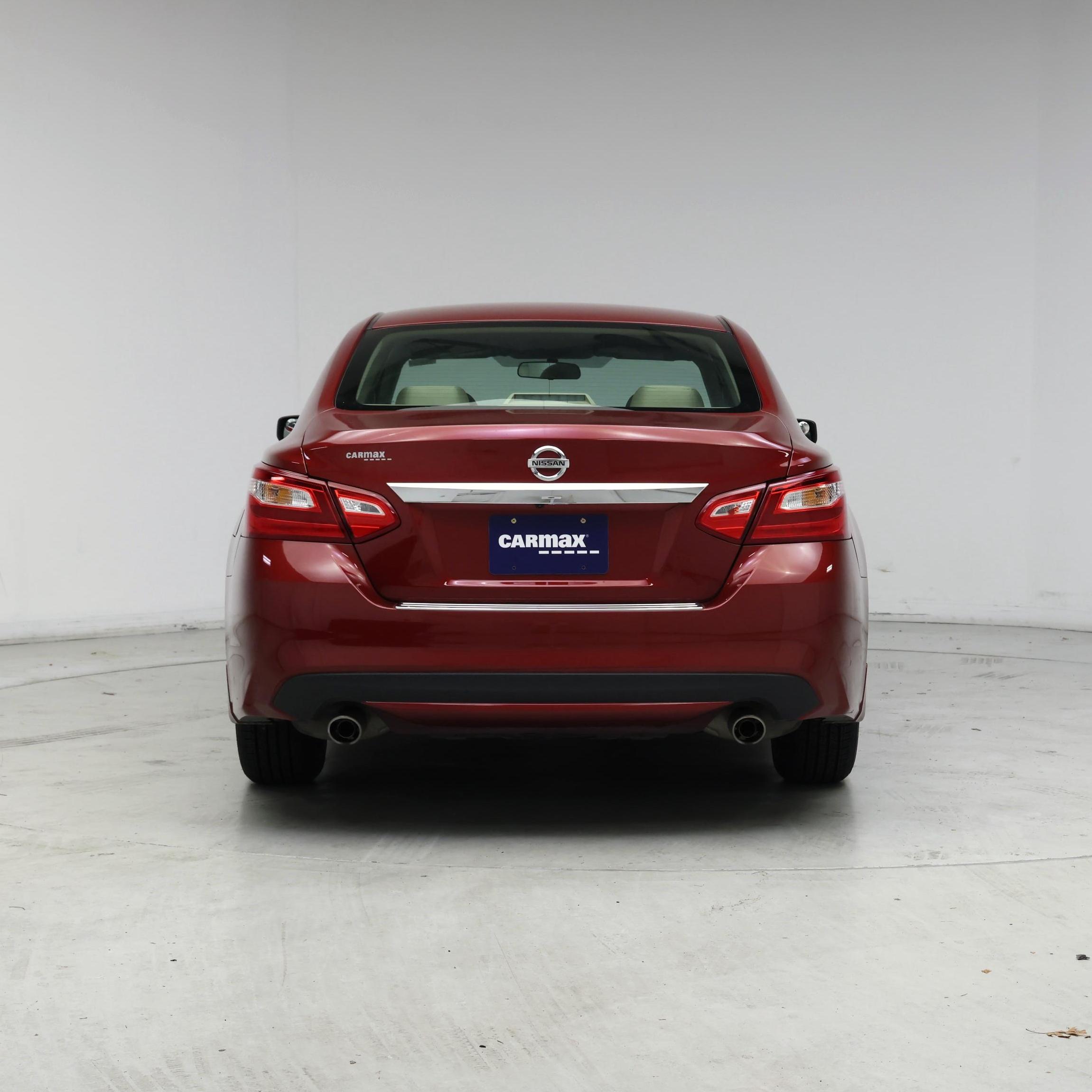 Thumbnail: 2016 Nissan Altima - 6