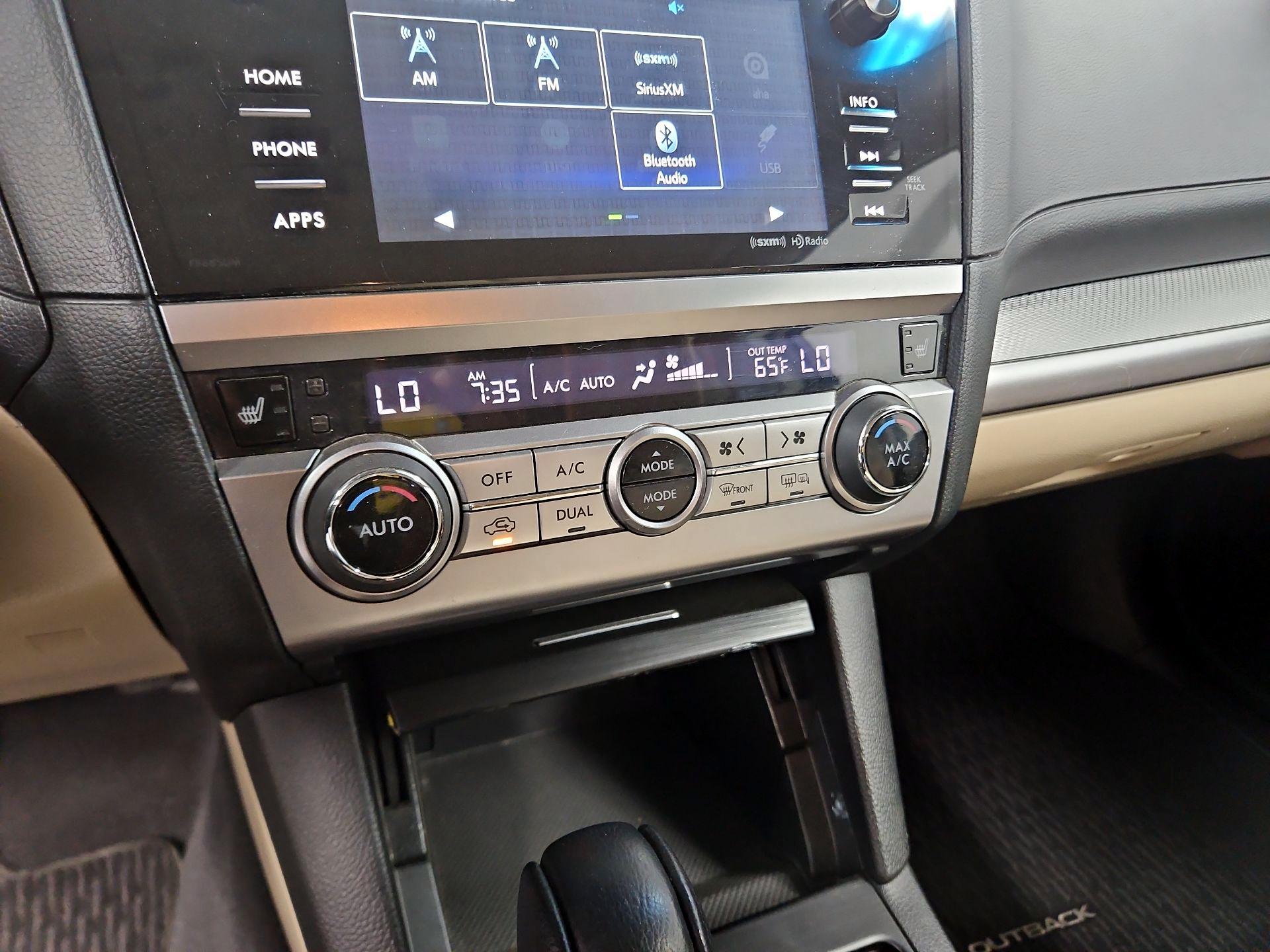 Thumbnail: 2016 Subaru Outback - 16