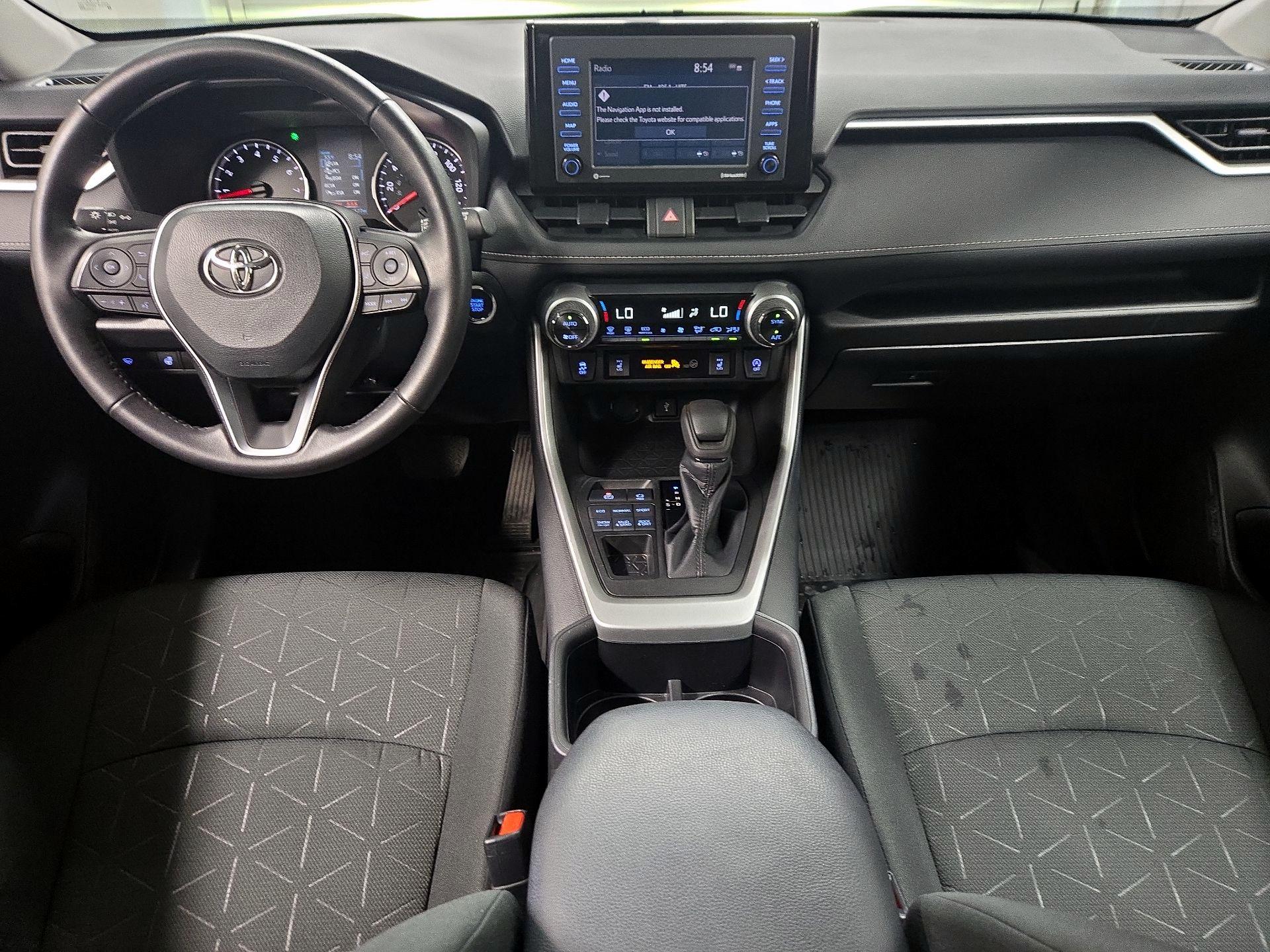 Thumbnail: 2022 Toyota RAV4 - 9