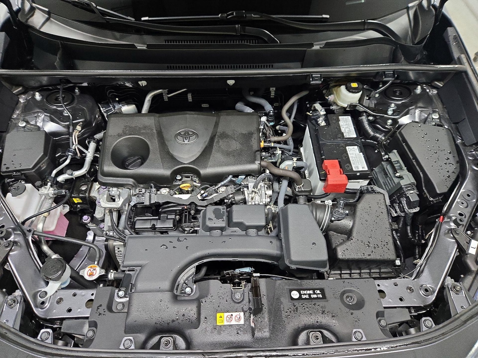 2022 Toyota RAV4 XLE - Photo 22