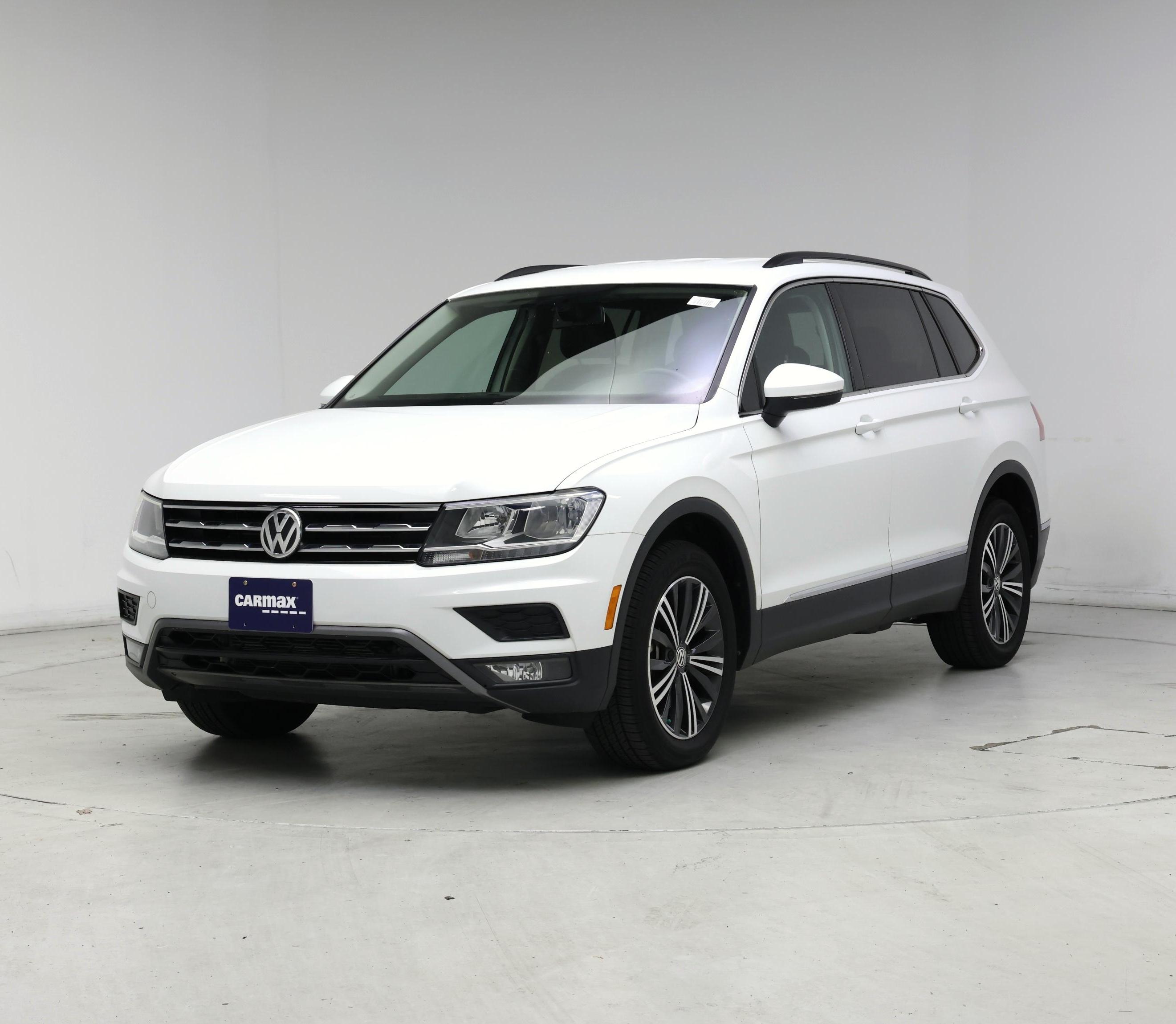 Thumbnail: 2018 Volkswagen Tiguan - 4
