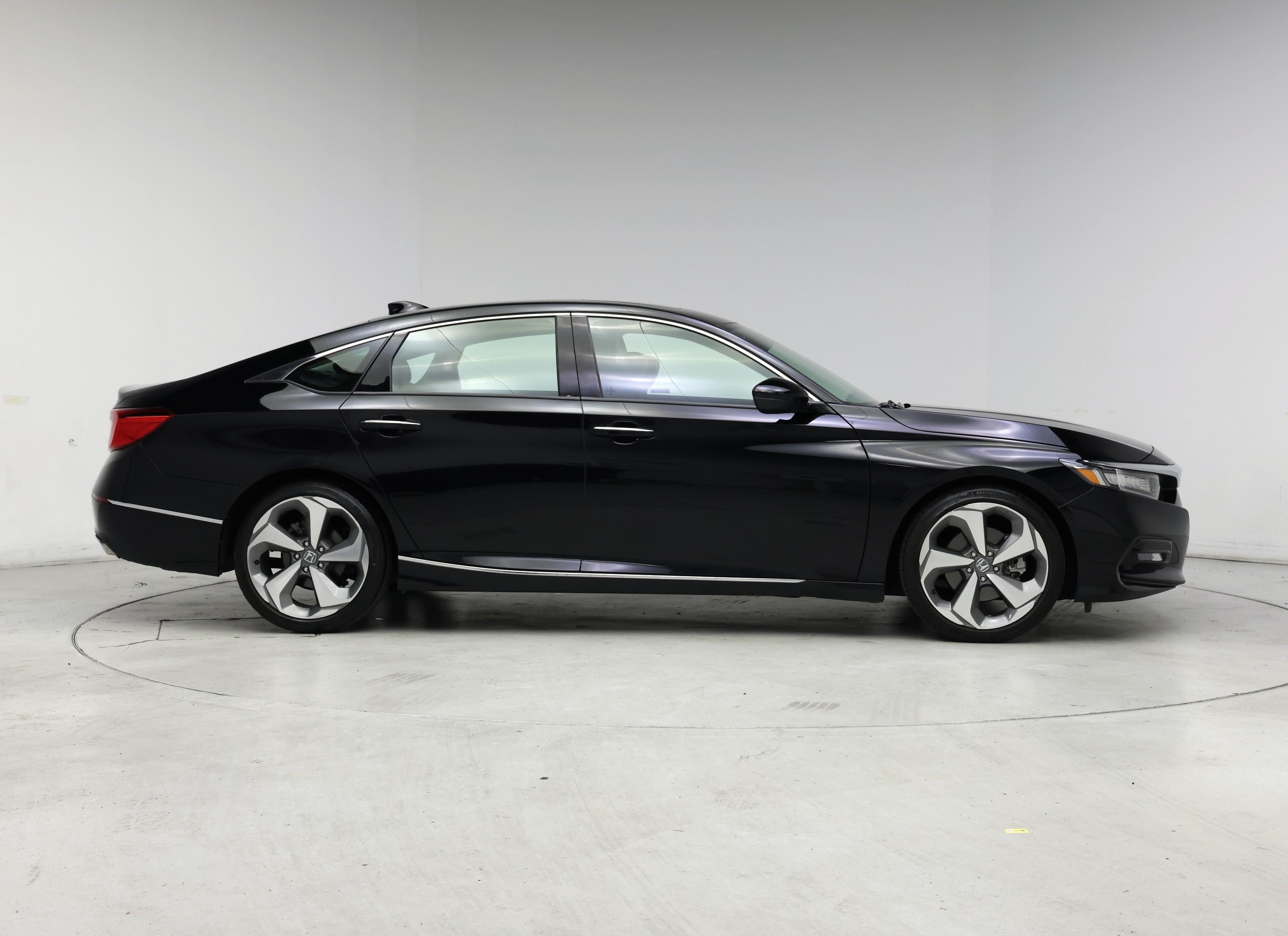Thumbnail: 2019 Honda Accord - 7