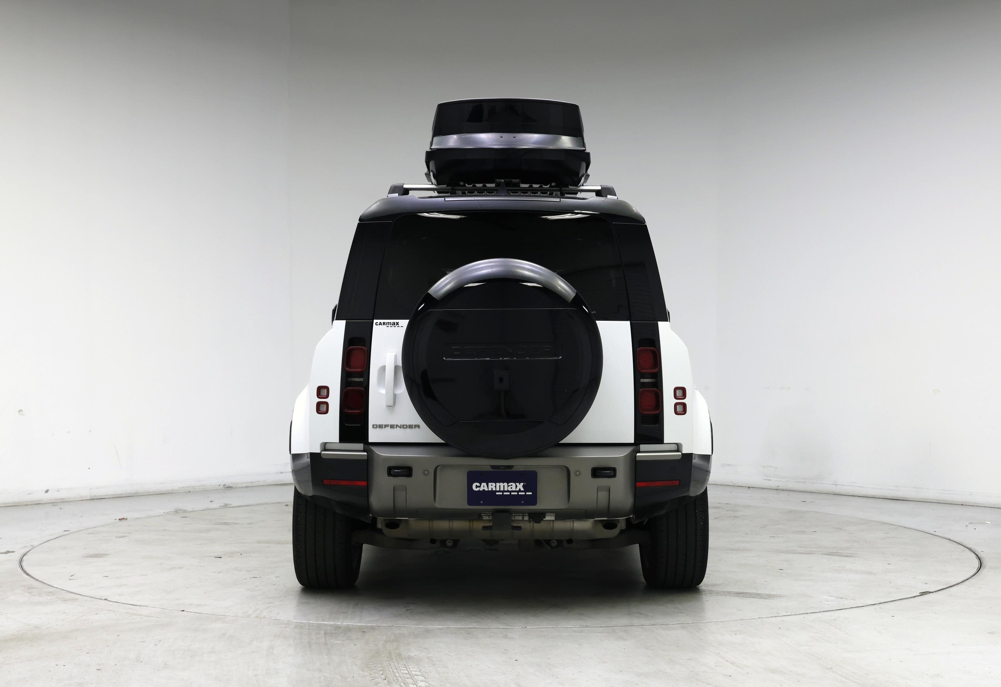 Thumbnail: 2024 Land Rover Defender - 6