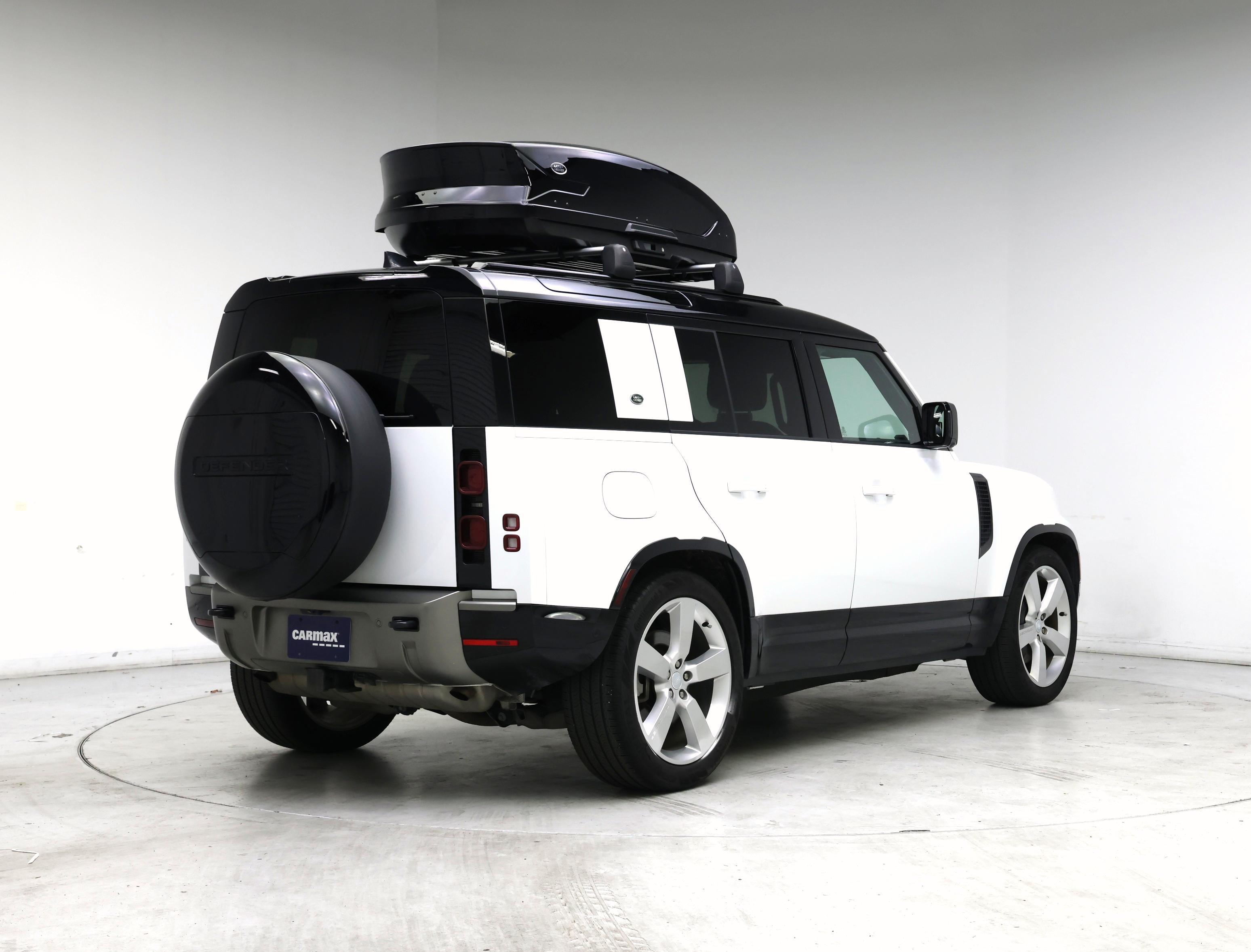 Thumbnail: 2024 Land Rover Defender - 8