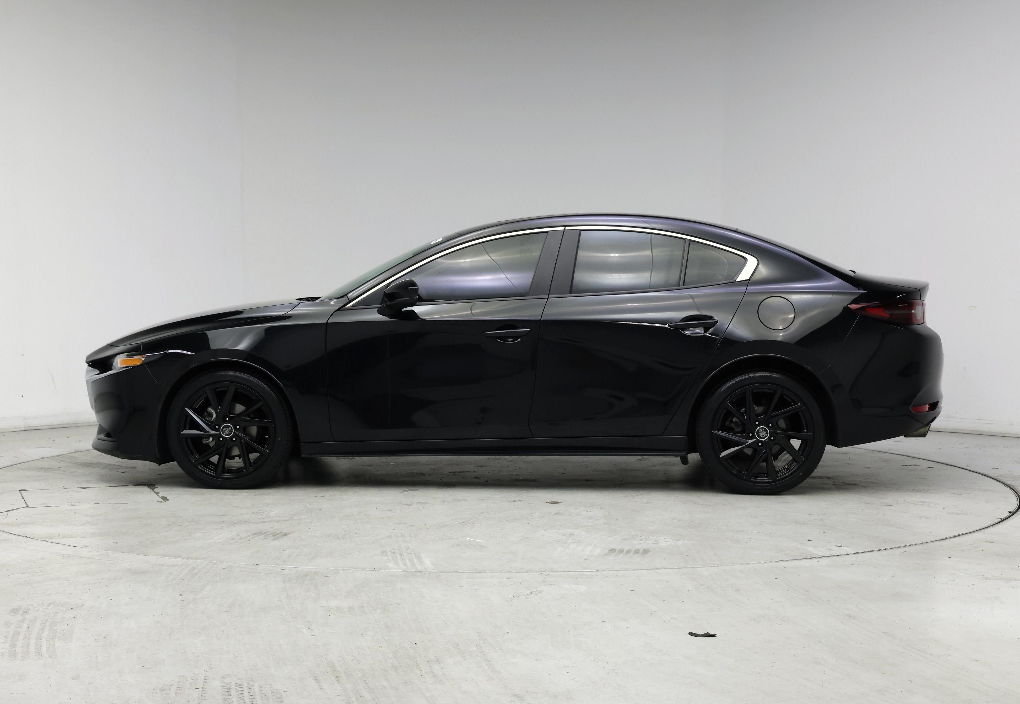 Thumbnail: 2021 Mazda Mazda3 - 3