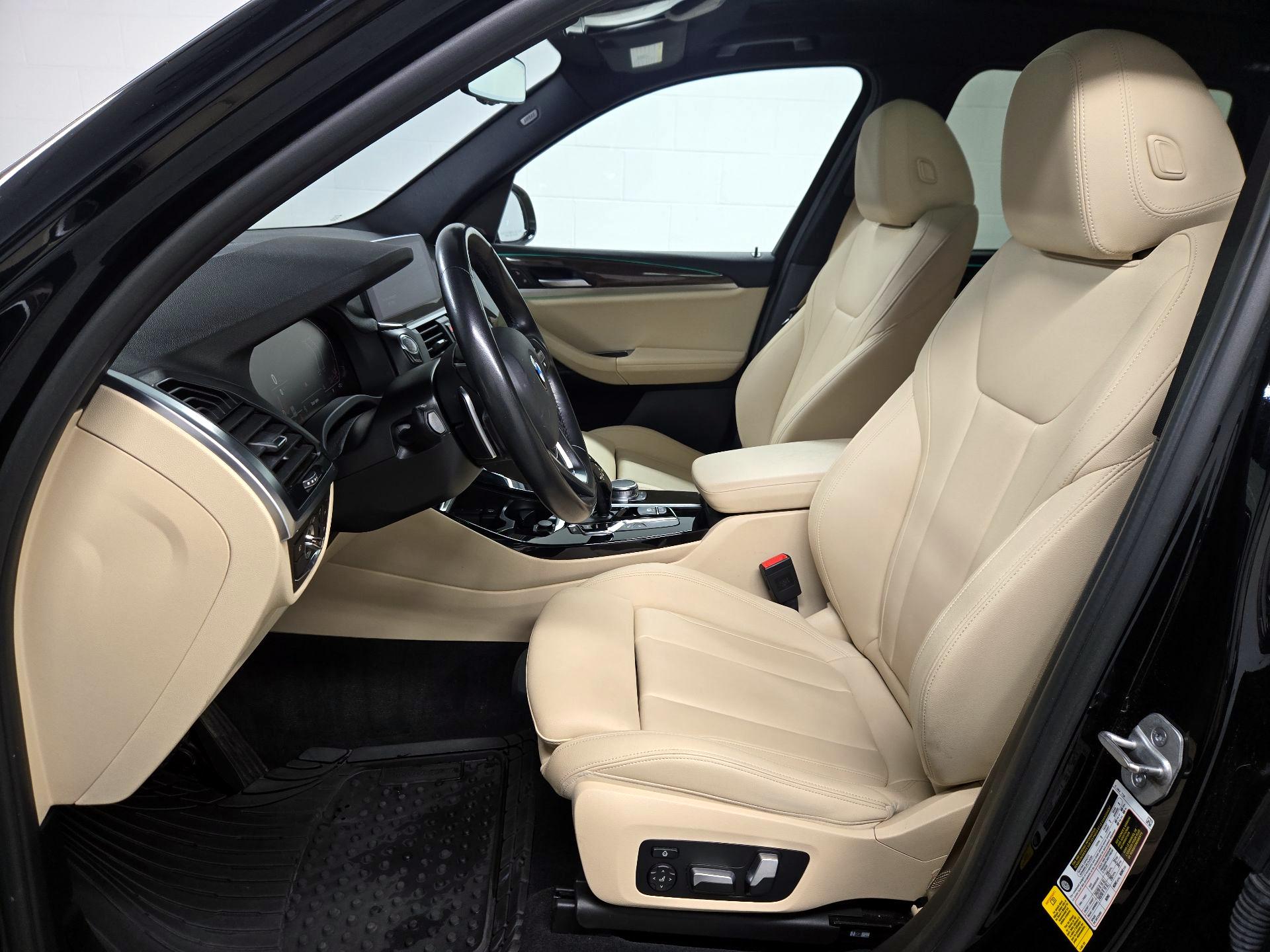 Thumbnail: 2021 BMW X3 - 11