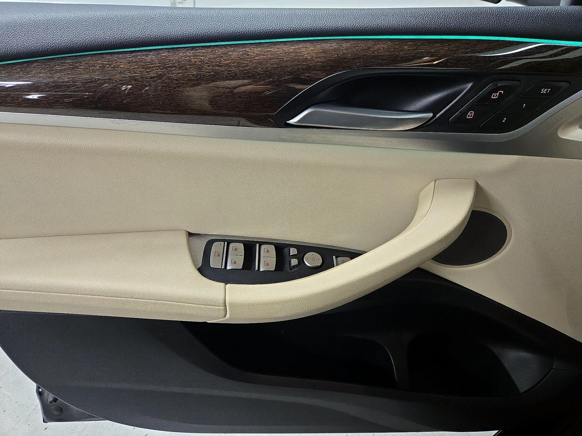 Thumbnail: 2021 BMW X3 - 12