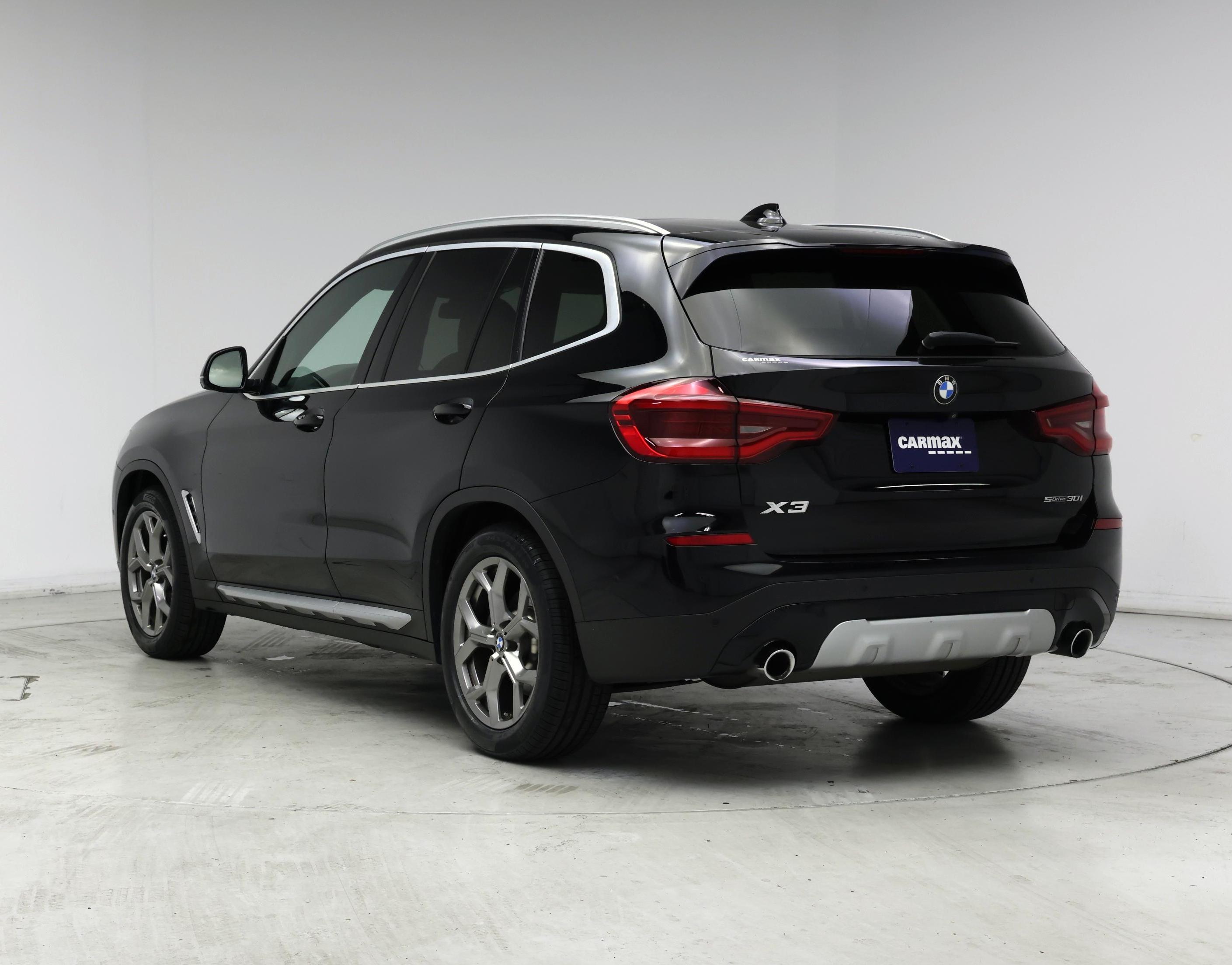 Thumbnail: 2021 BMW X3 - 2