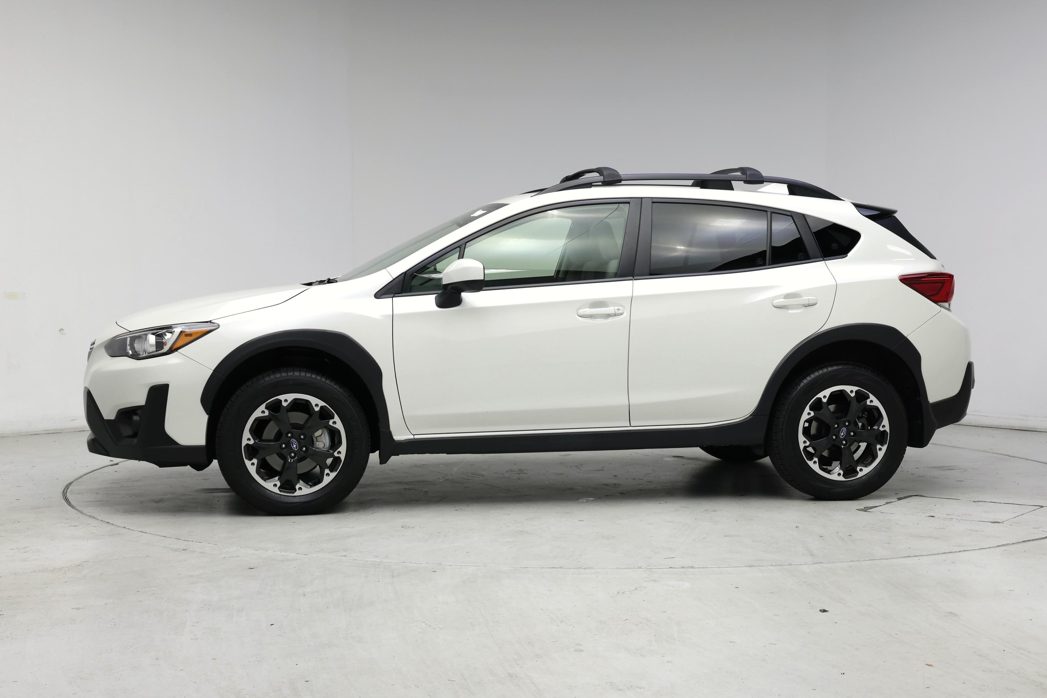 Thumbnail: 2022 Subaru Crosstrek - 3