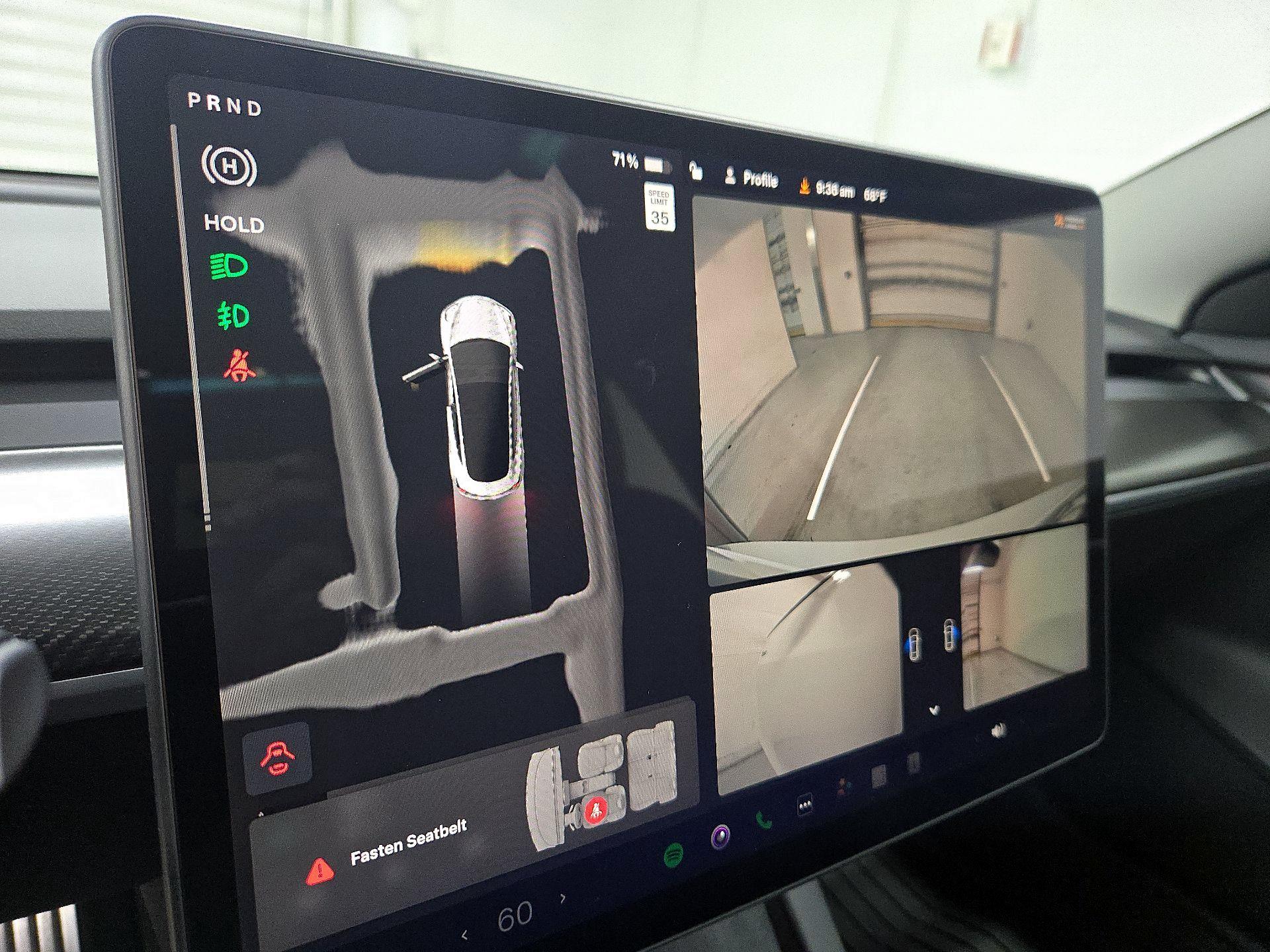 Thumbnail: 2023 Tesla Model 3 - 14