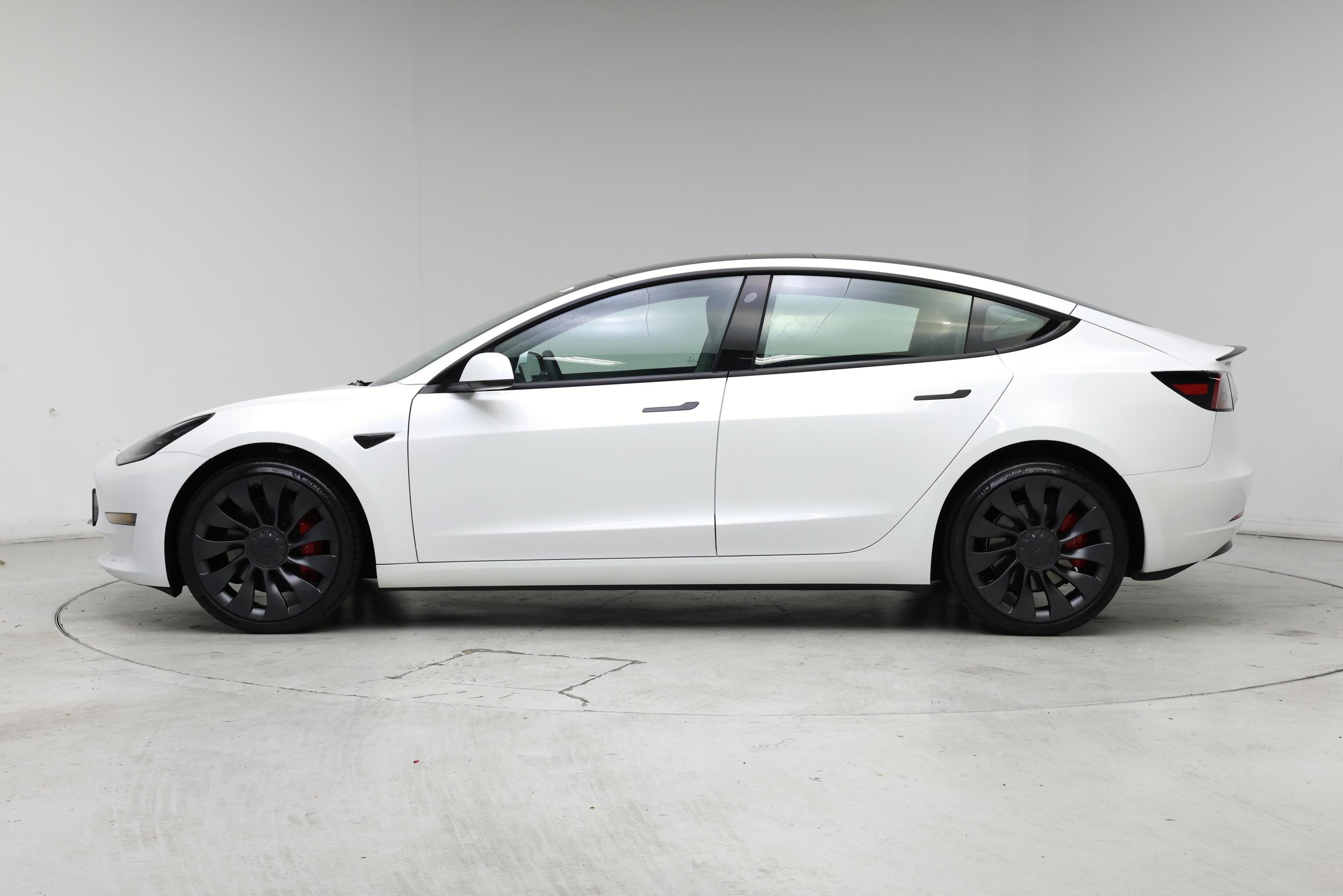 Thumbnail: 2023 Tesla Model 3 - 3