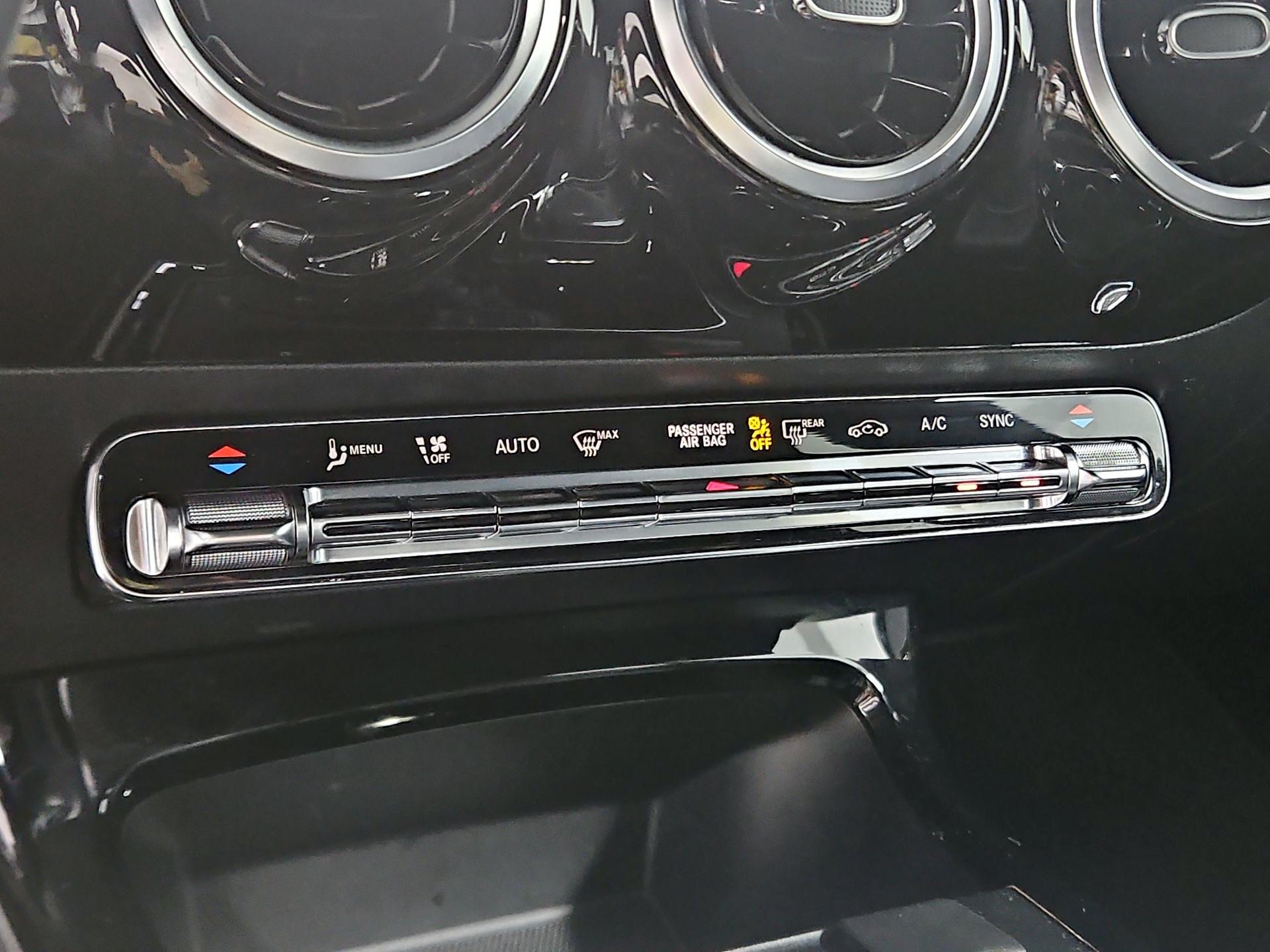 Thumbnail: 2020 Mercedes-Benz CLA - 16