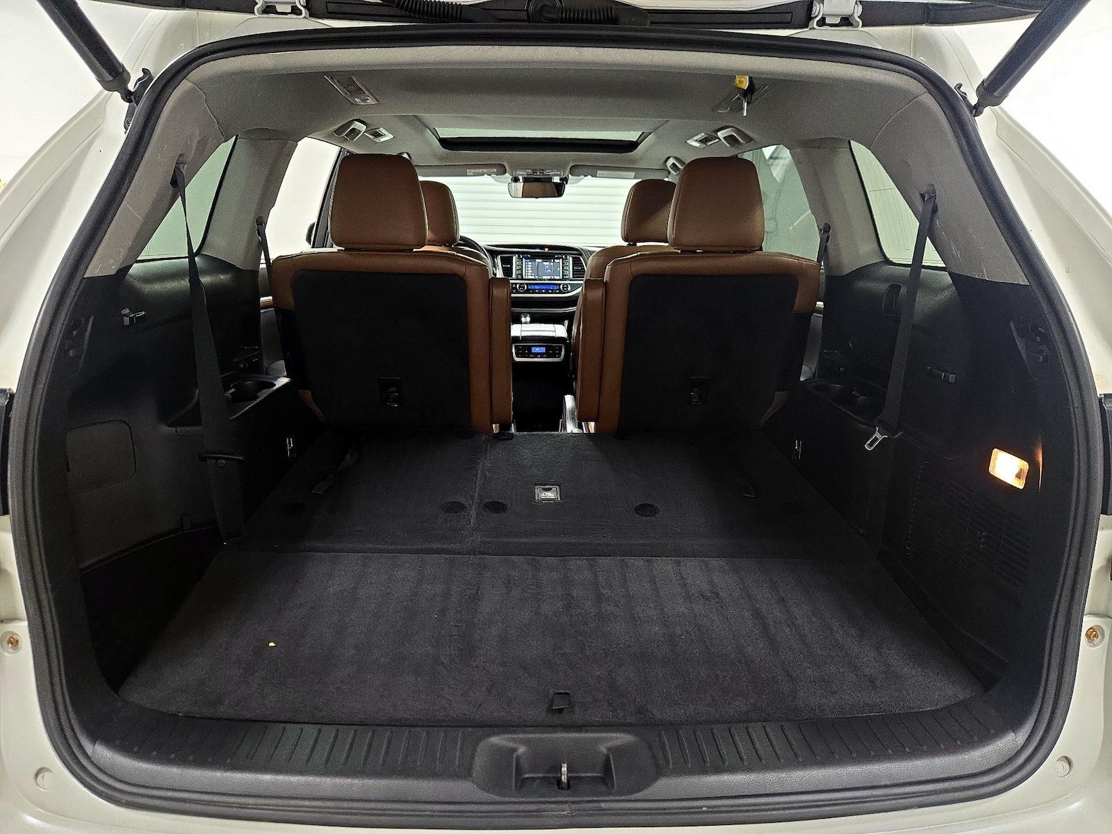 2019 Toyota Highlander Limited Platinum - Photo 25