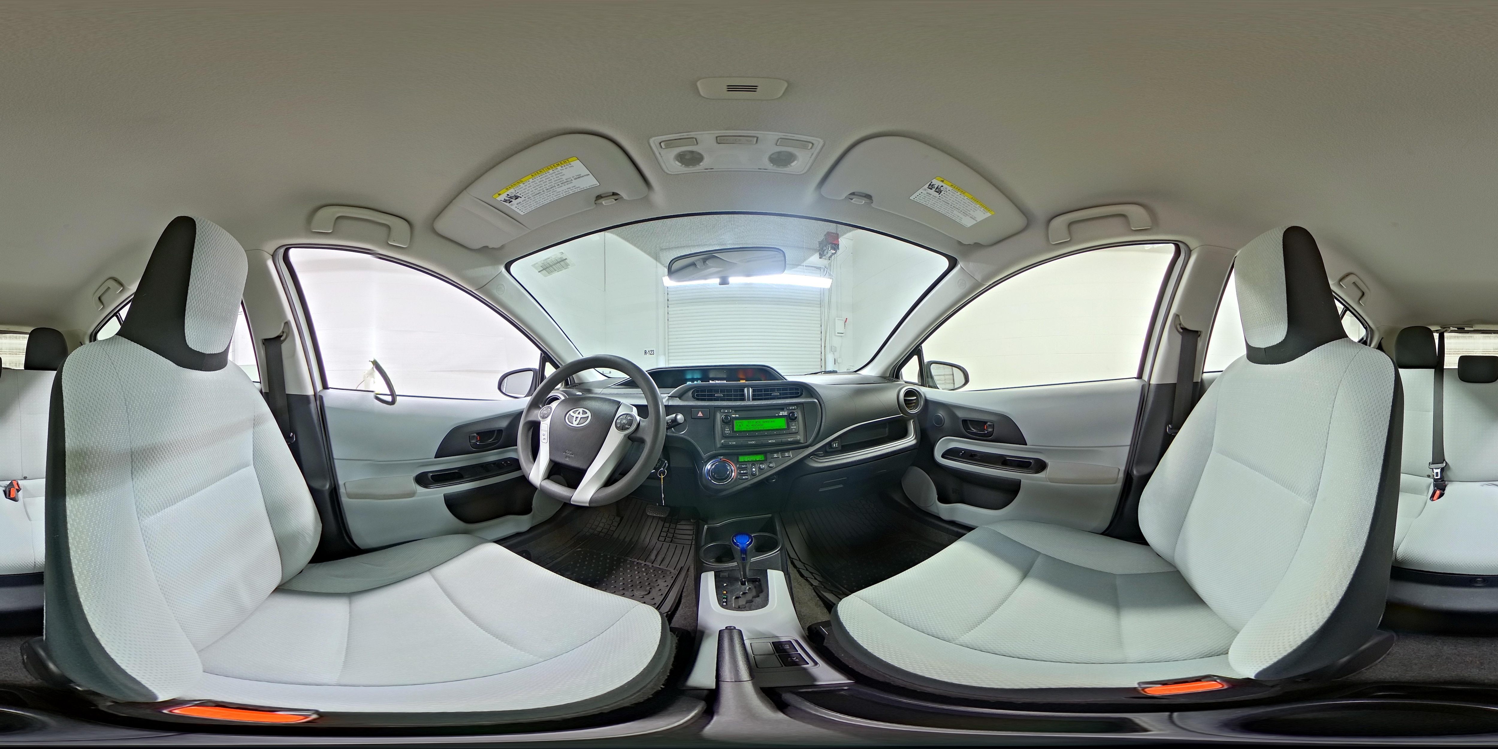 2014 Toyota Prius c One - Photo 24