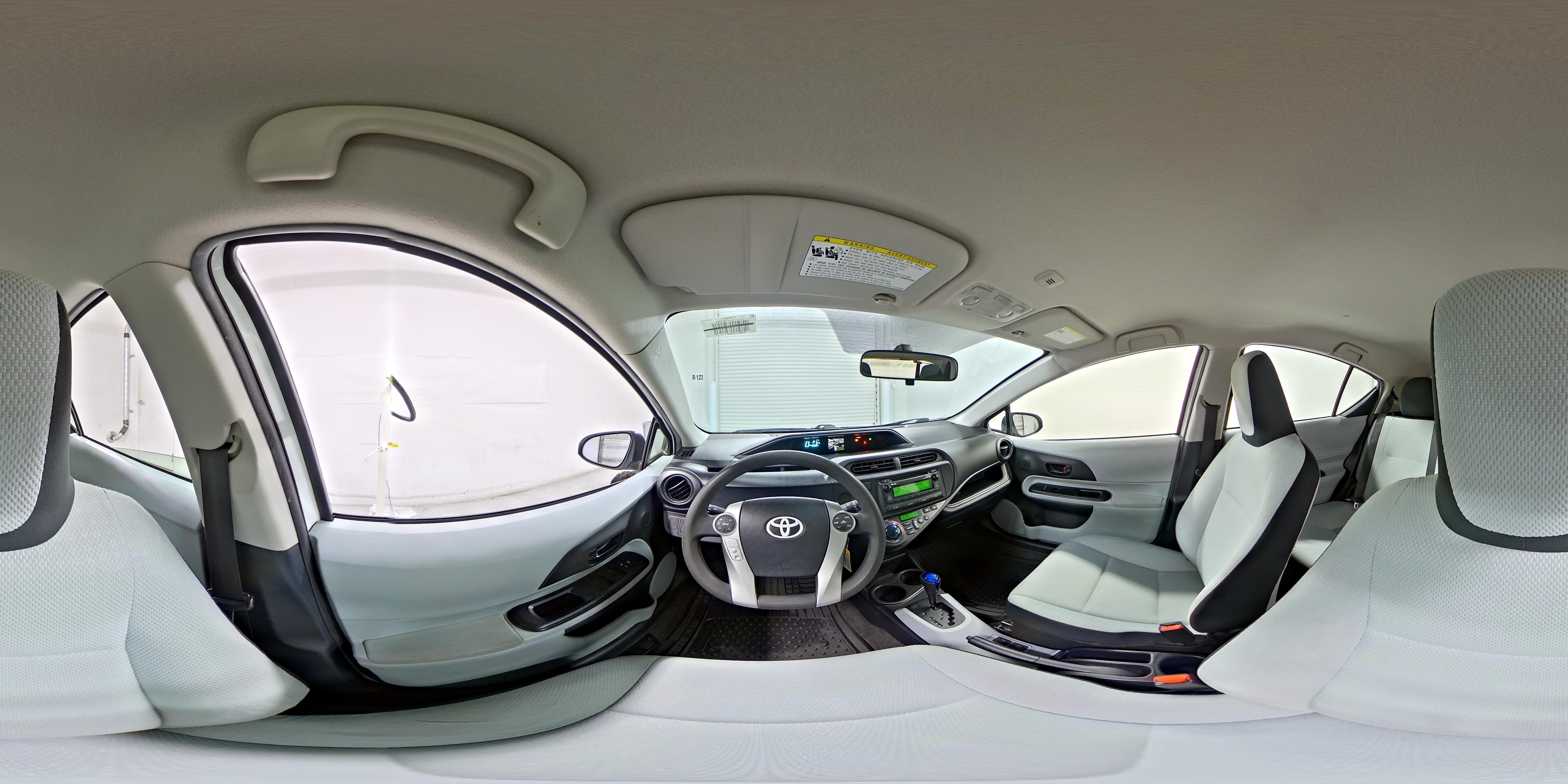 2014 Toyota Prius c One - Photo 26