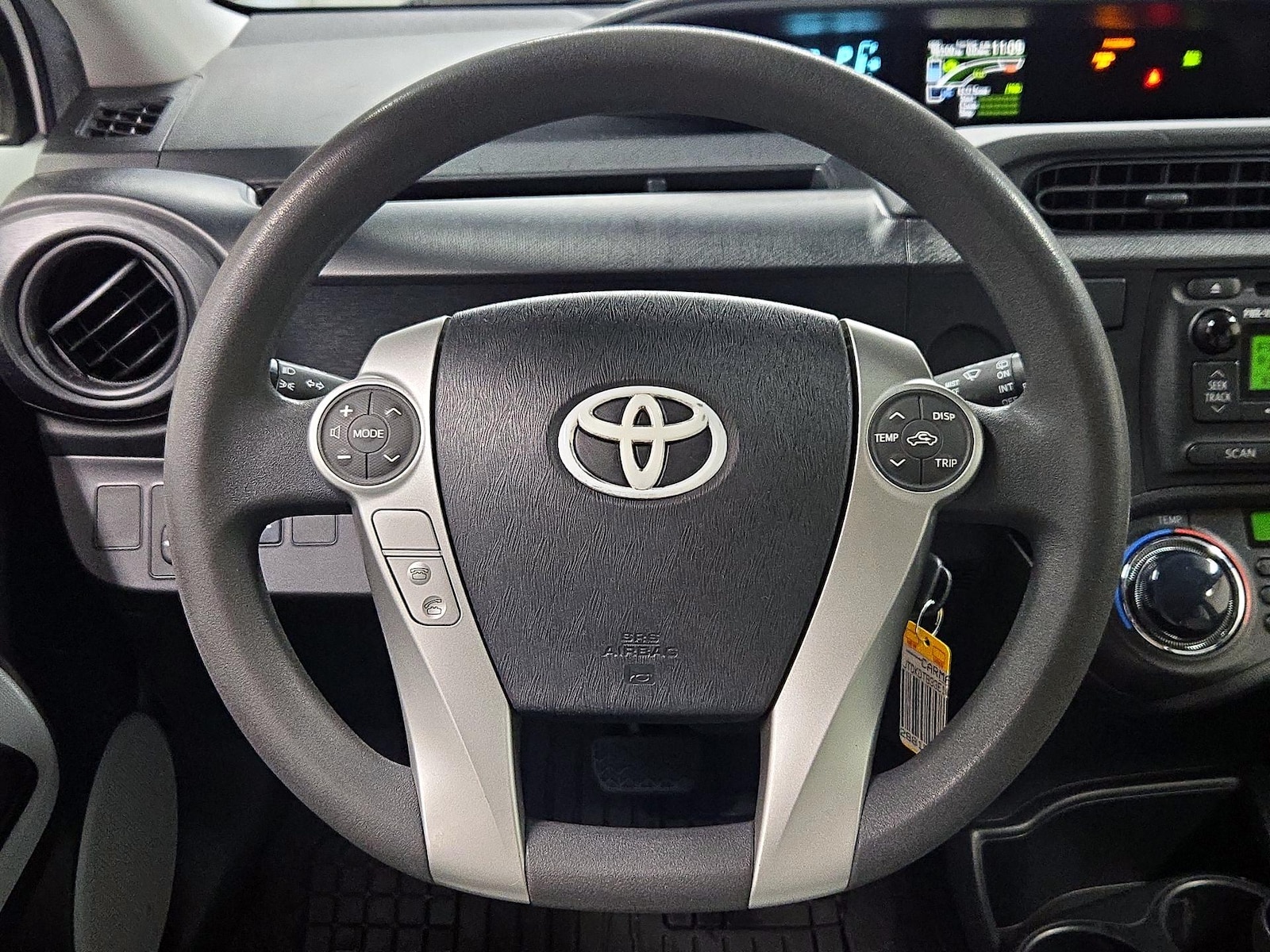 2014 Toyota Prius c One - Photo 11