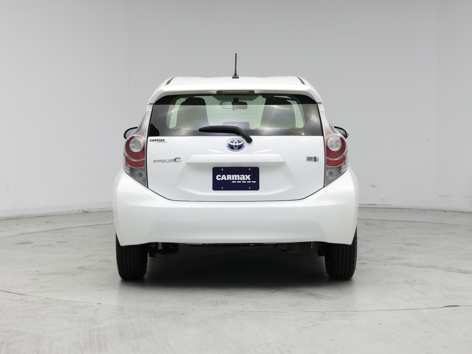 2014 Toyota Prius c One - Photo 7