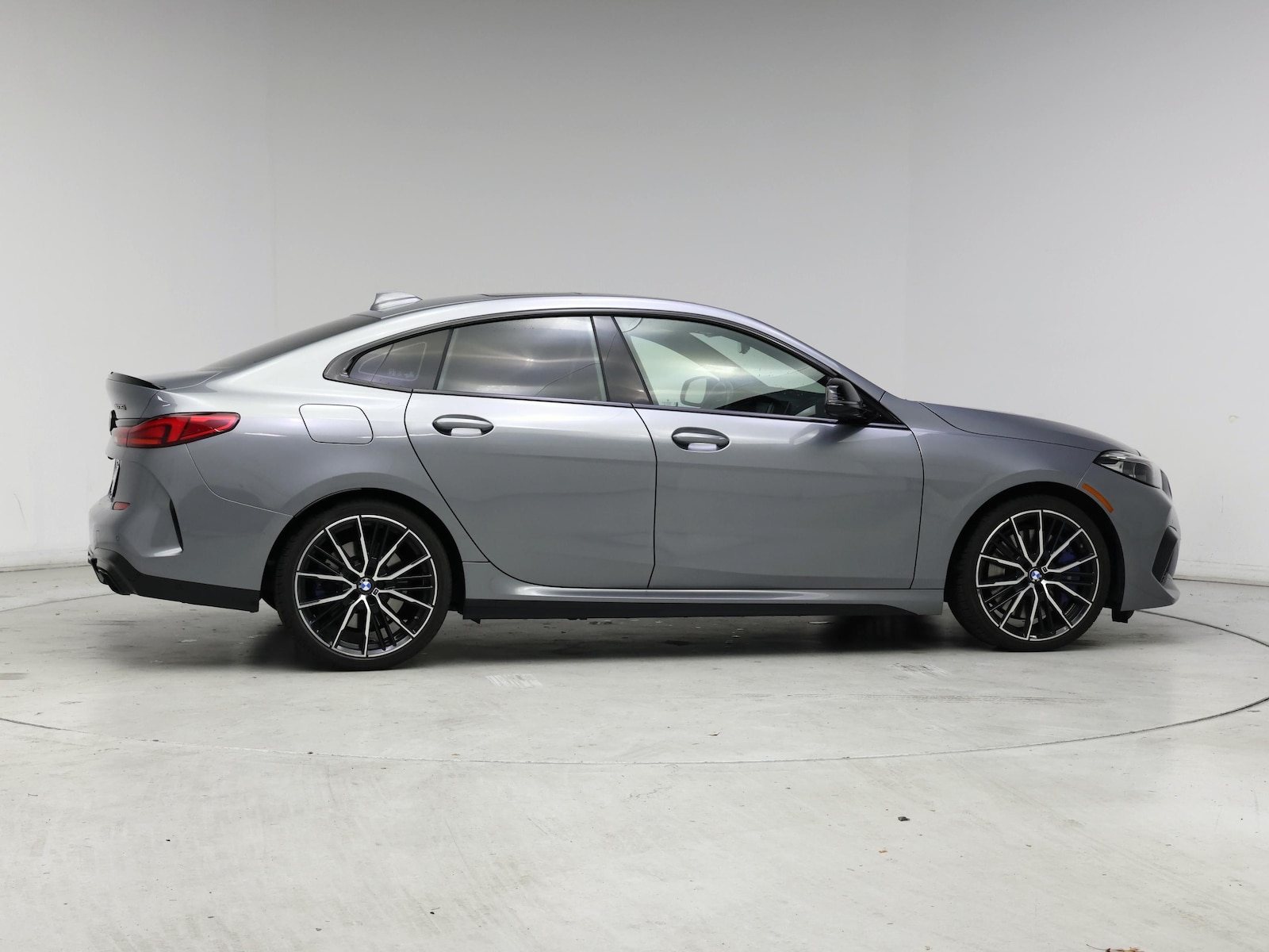 2022 BMW 2 Series M235i - Photo 8