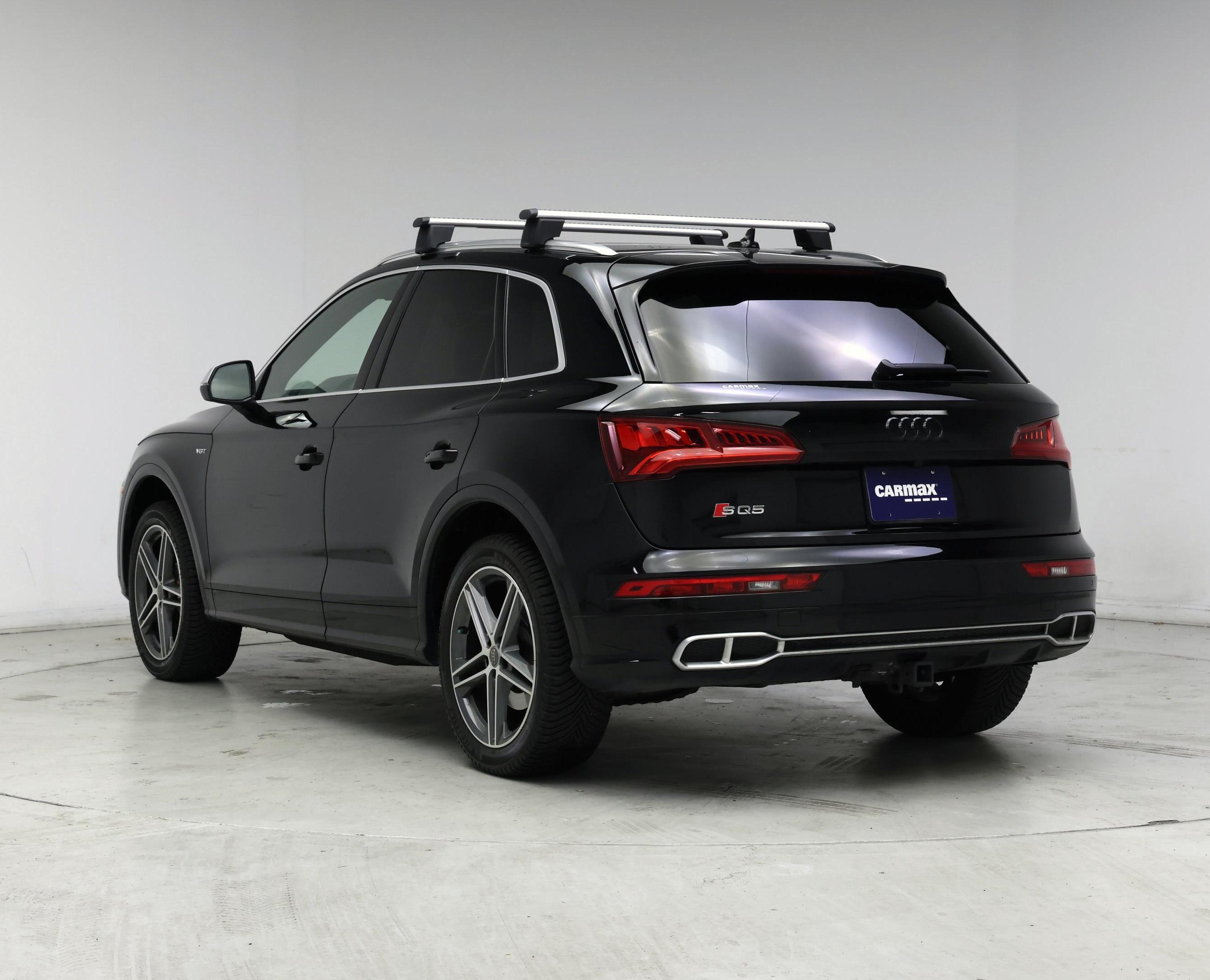Thumbnail: 2018 Audi SQ5 - 2