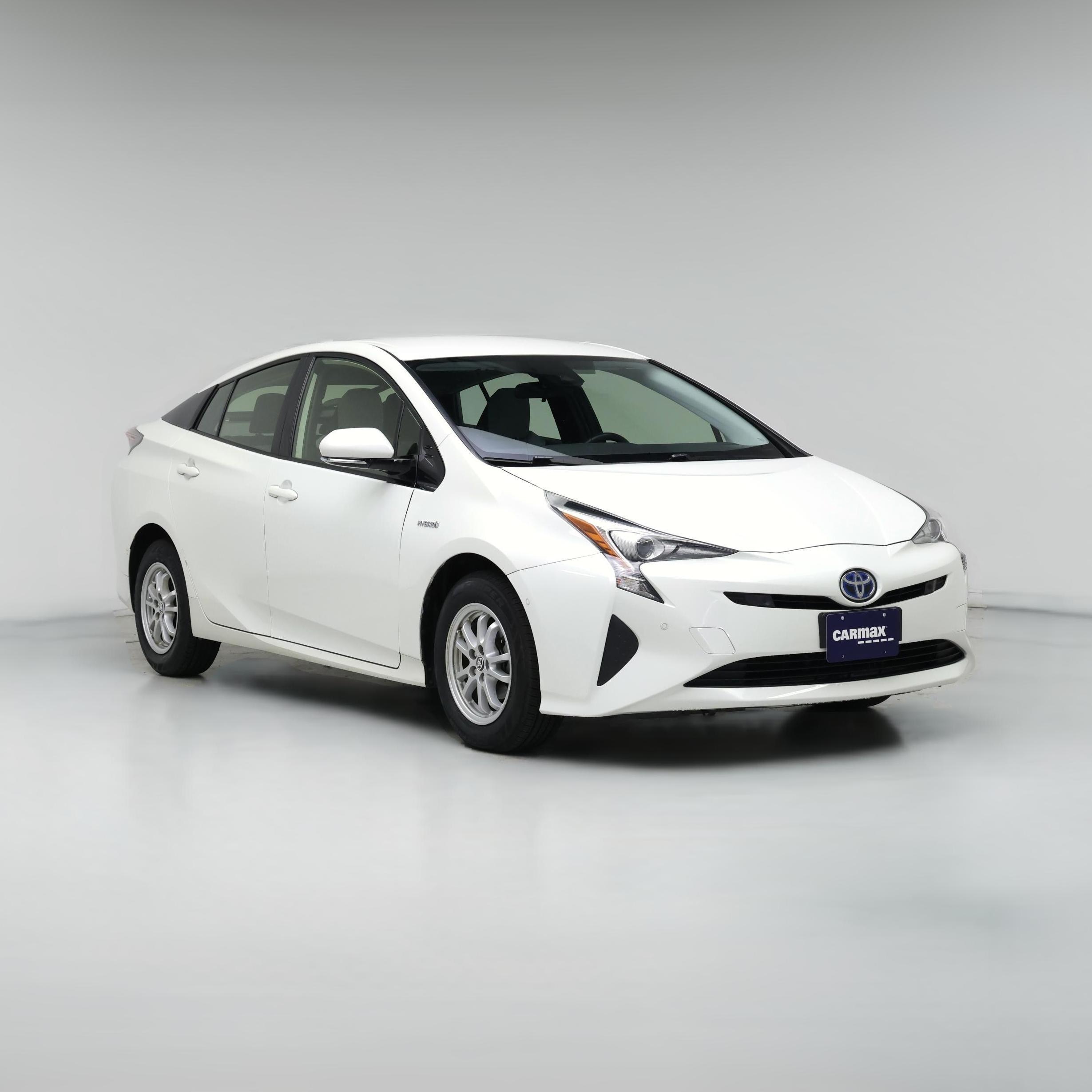 Thumbnail: 2017 Toyota Prius - 1