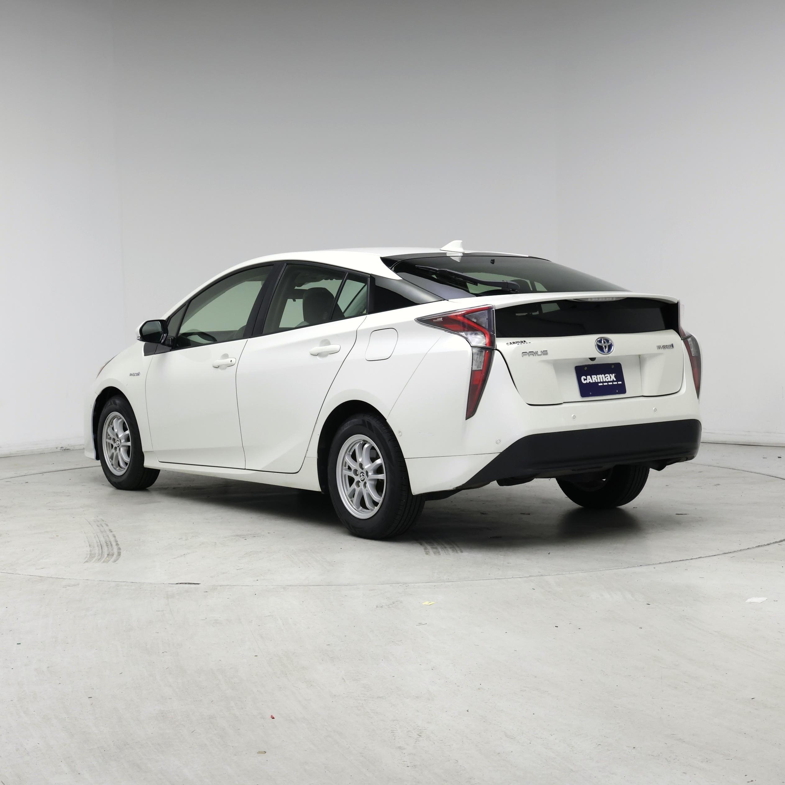 Thumbnail: 2017 Toyota Prius - 2