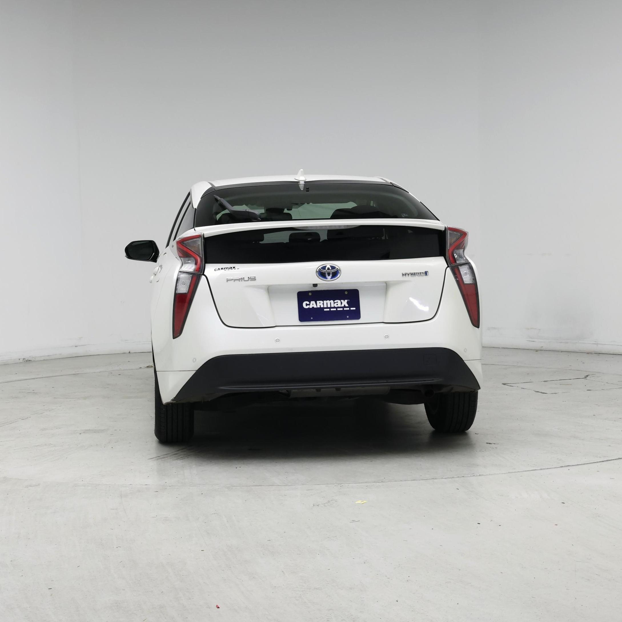 Thumbnail: 2017 Toyota Prius - 6