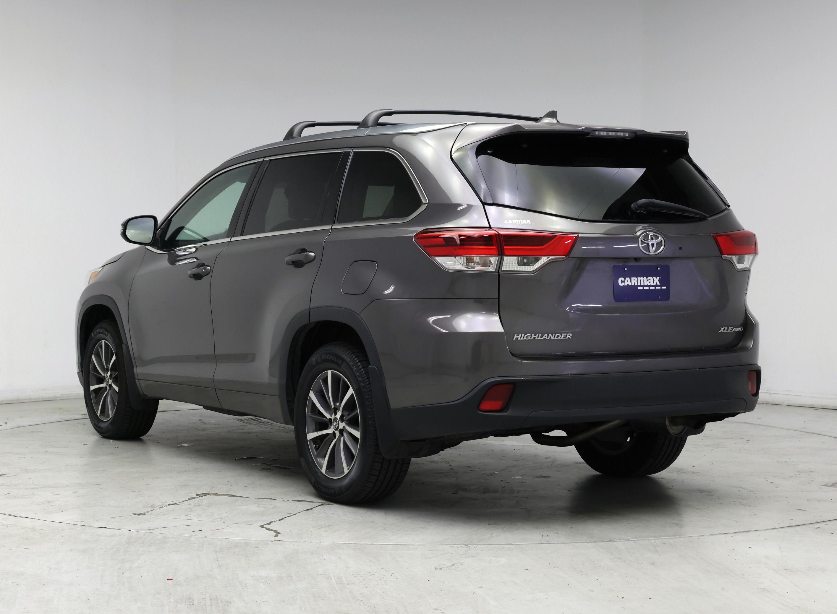 Thumbnail: 2018 Toyota Highlander - 2