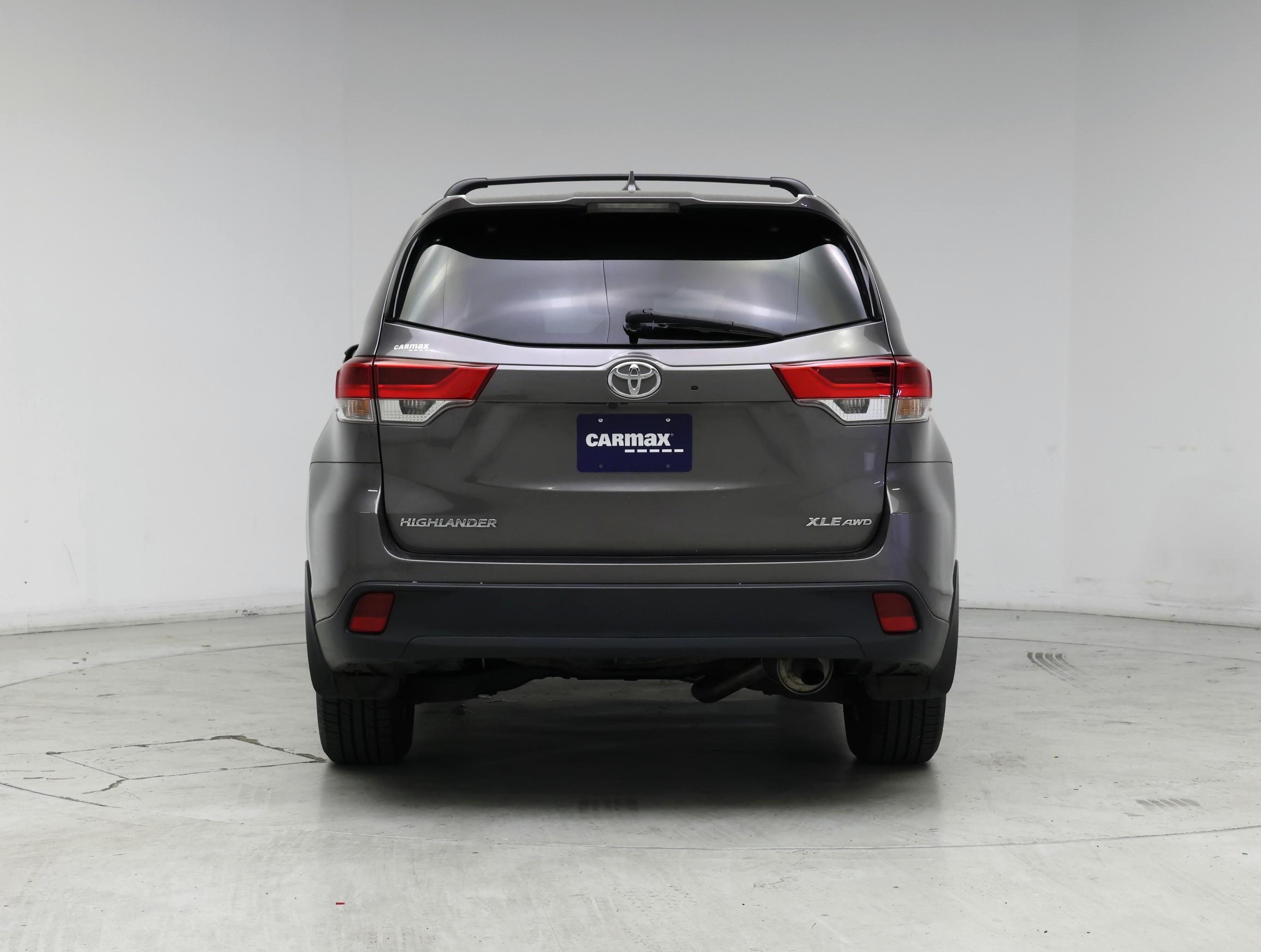Thumbnail: 2018 Toyota Highlander - 6