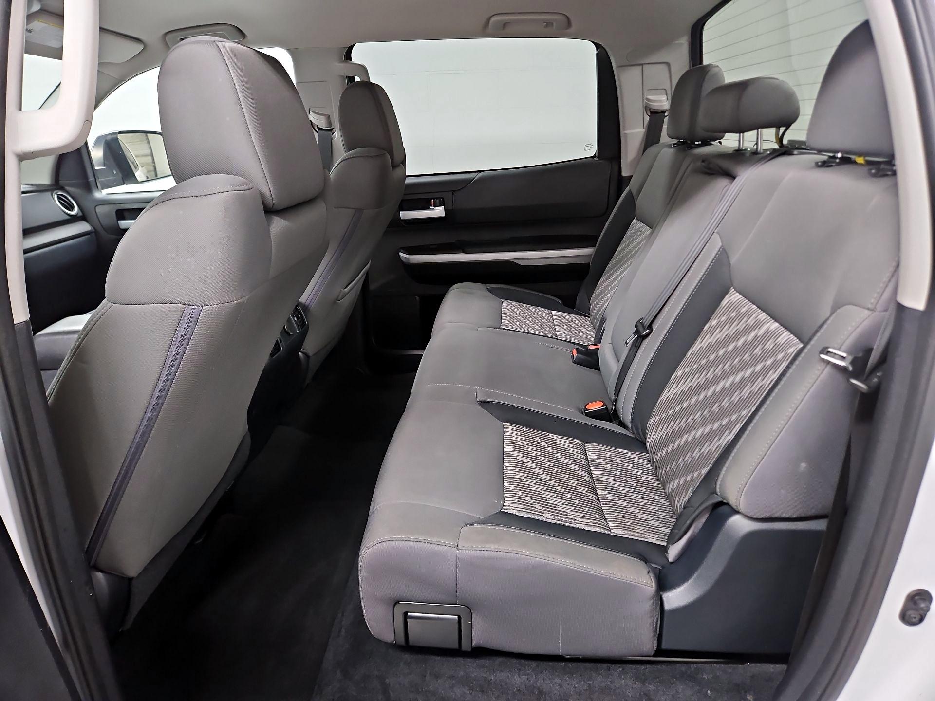Thumbnail: 2018 Toyota Tundra - 19