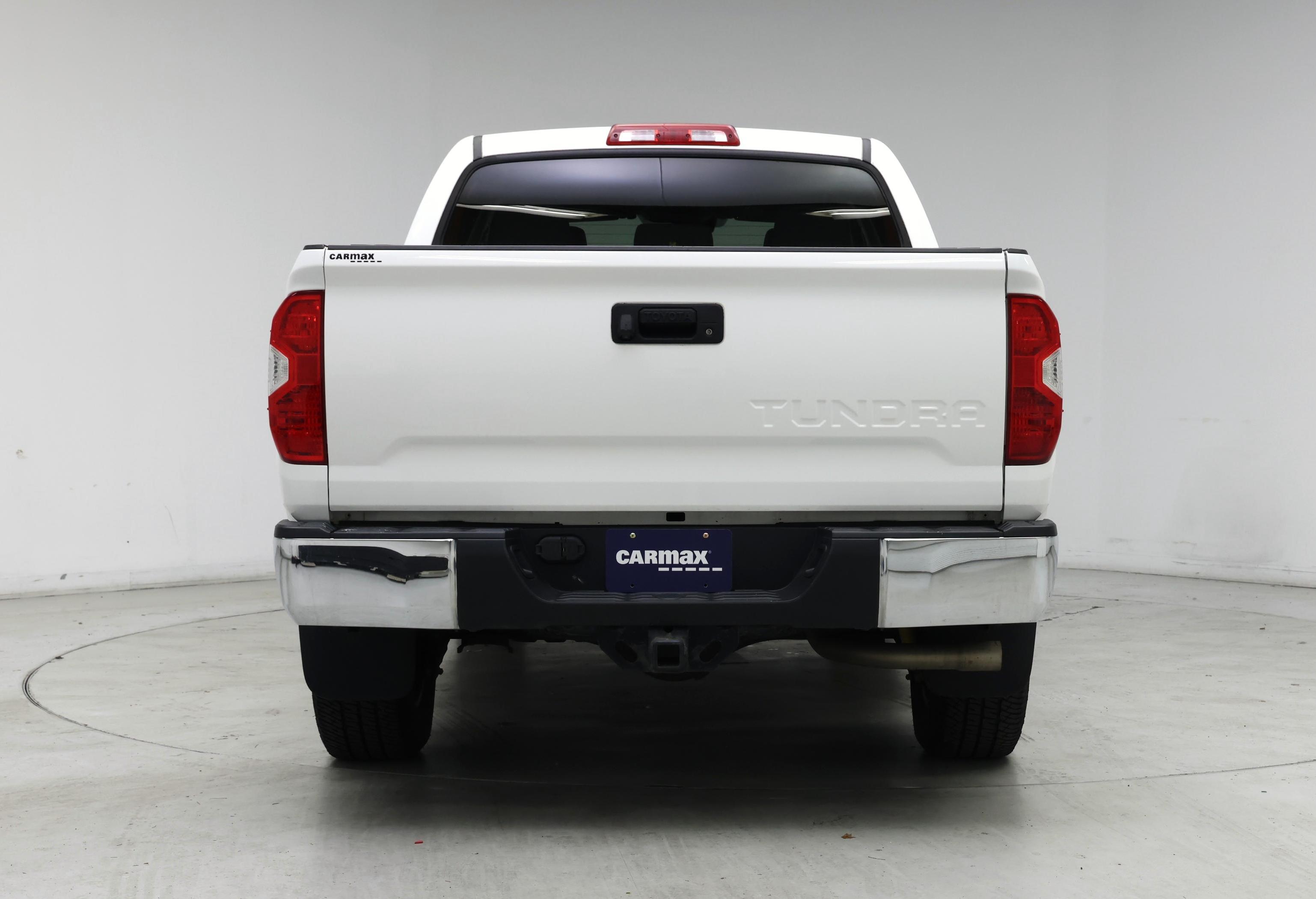 Thumbnail: 2018 Toyota Tundra - 6