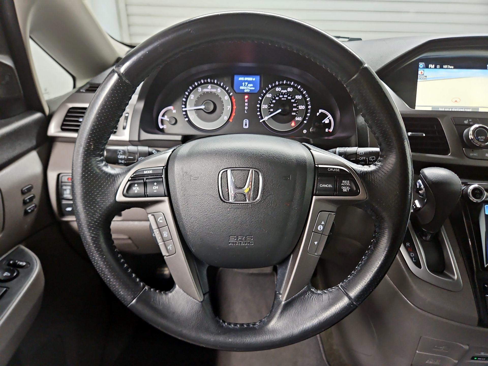 Thumbnail: 2016 Honda Odyssey - 10
