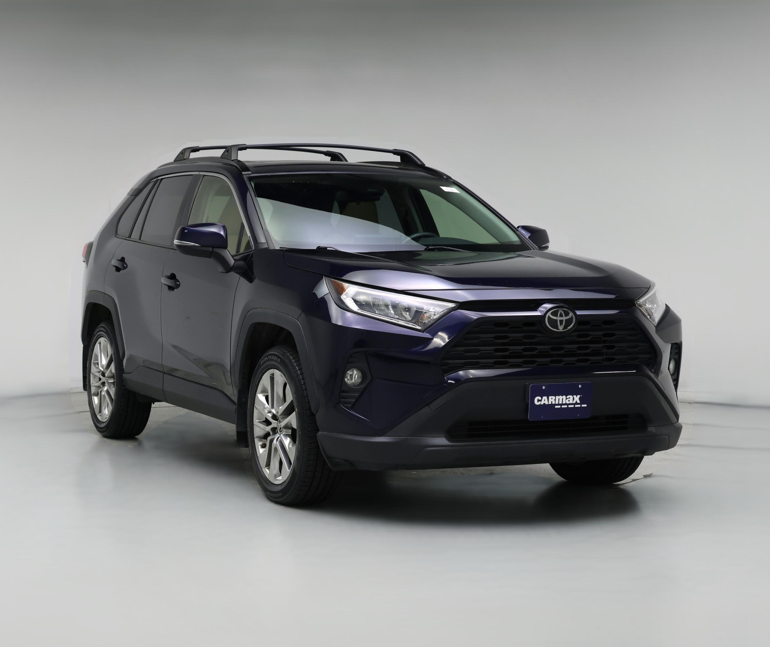 Thumbnail: 2019 Toyota RAV4 - 1