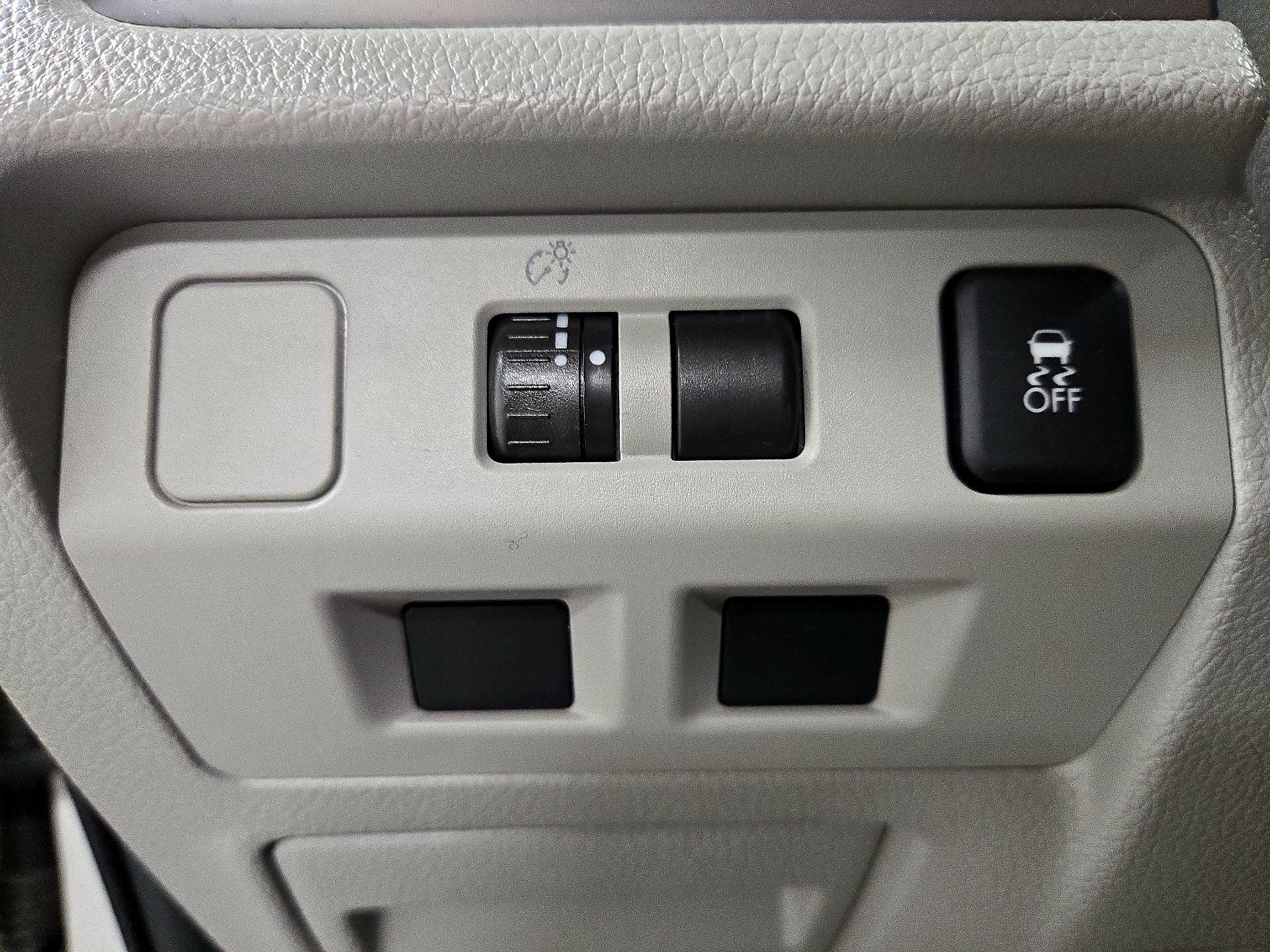 Thumbnail: 2015 Subaru Forester - 13