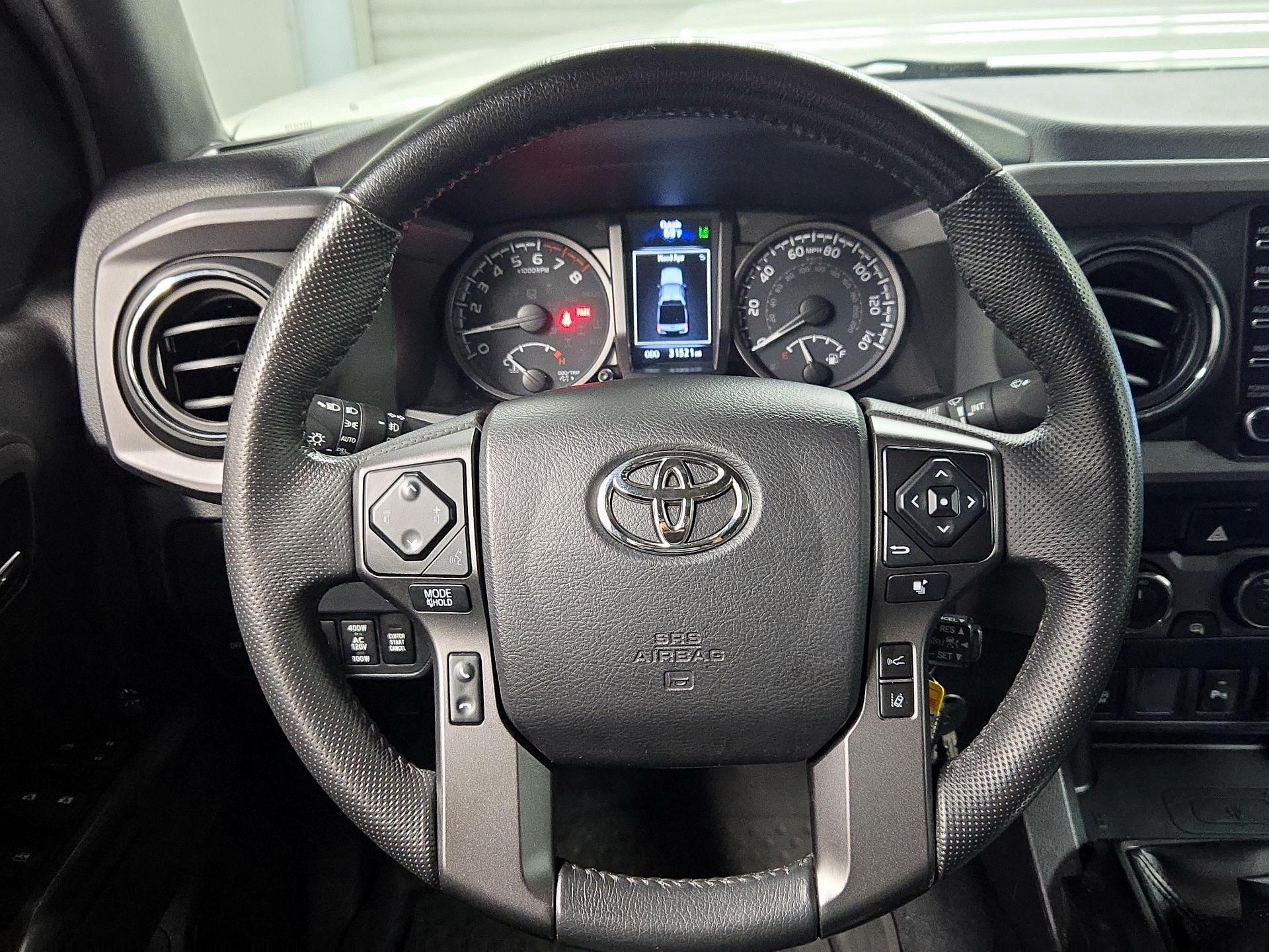 Thumbnail: 2021 Toyota Tacoma - 10