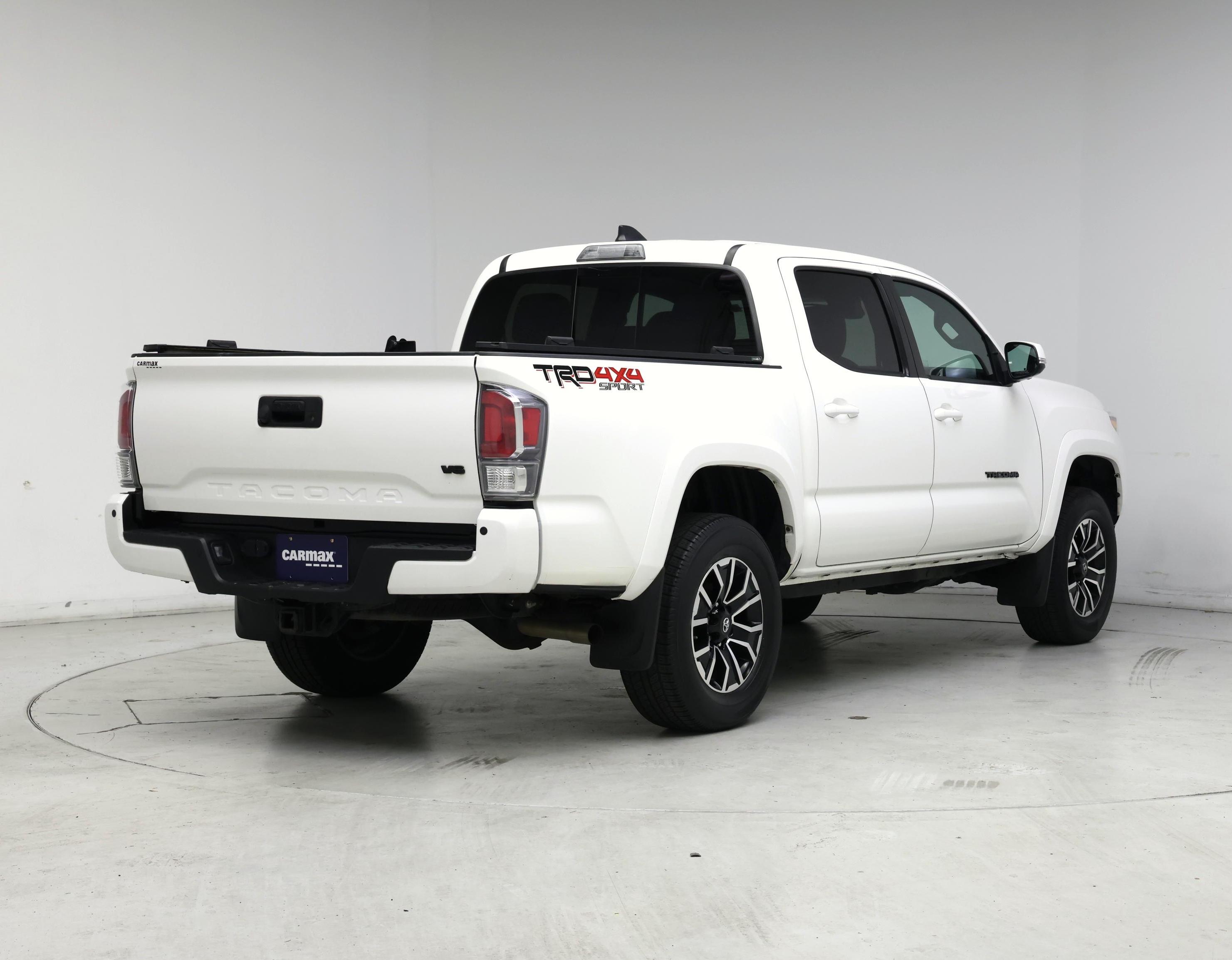 Thumbnail: 2021 Toyota Tacoma - 8