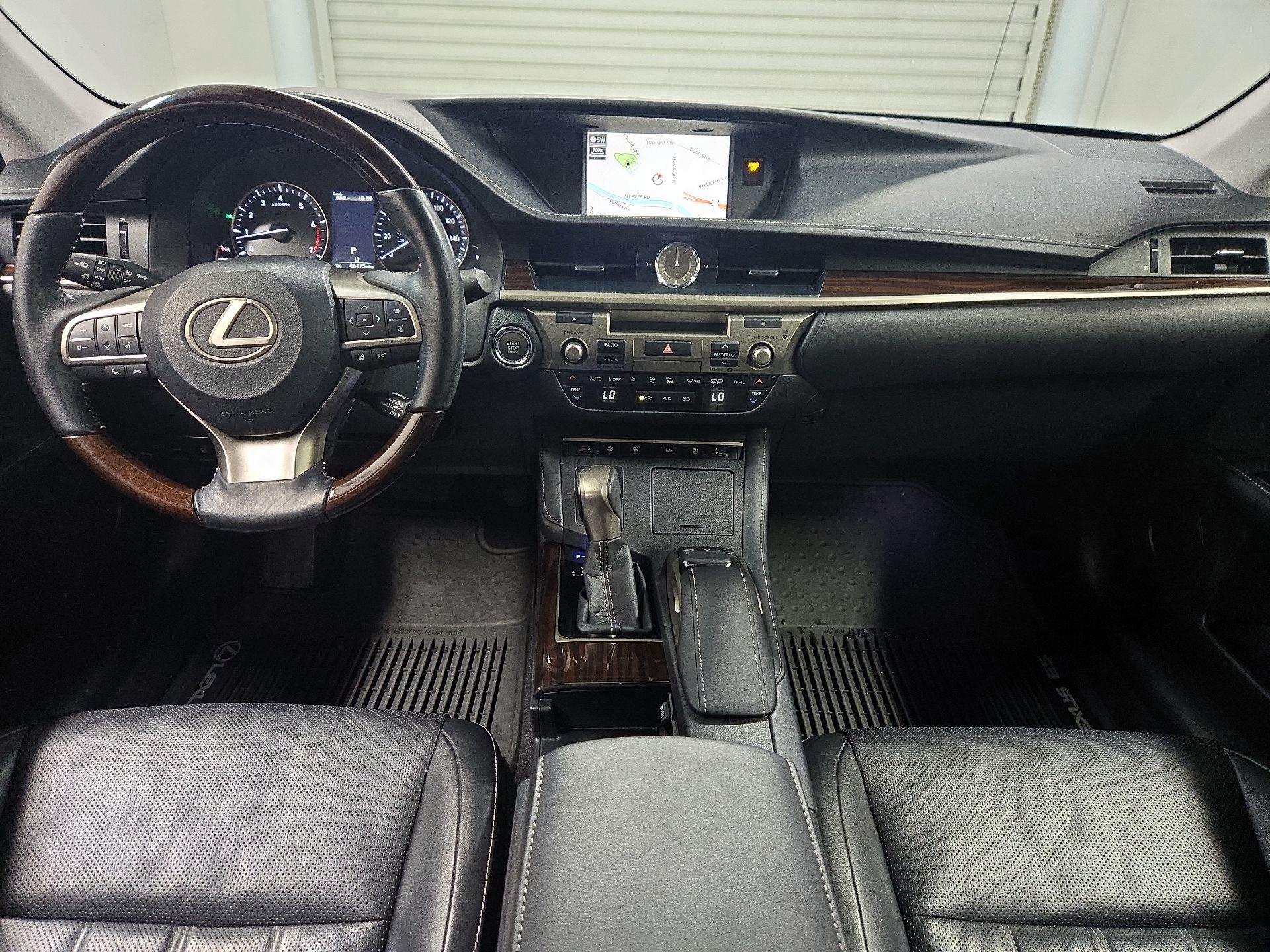 Thumbnail: 2017 Lexus ES - 9