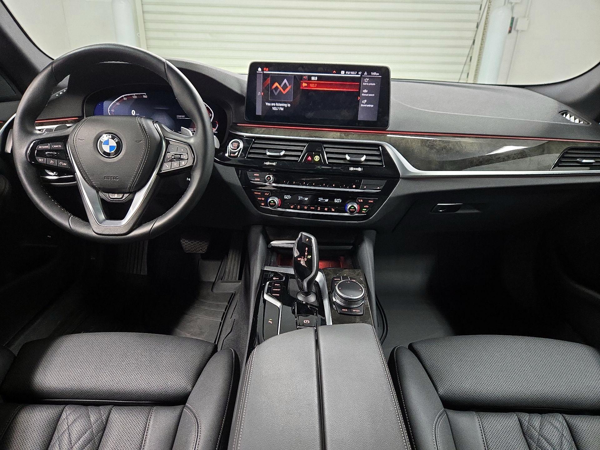 Thumbnail: 2022 BMW 5 Series - 9