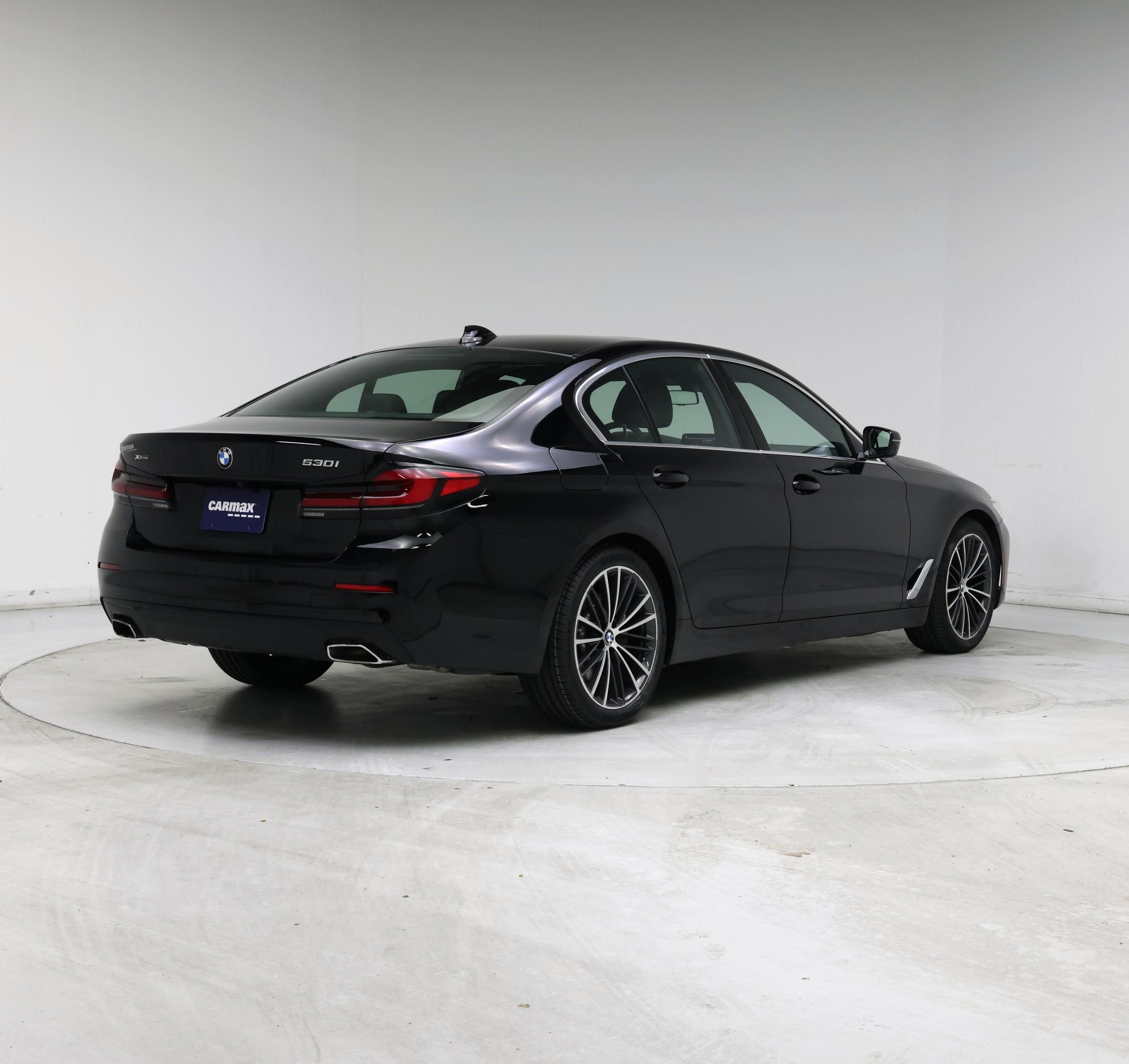 Thumbnail: 2022 BMW 5 Series - 8