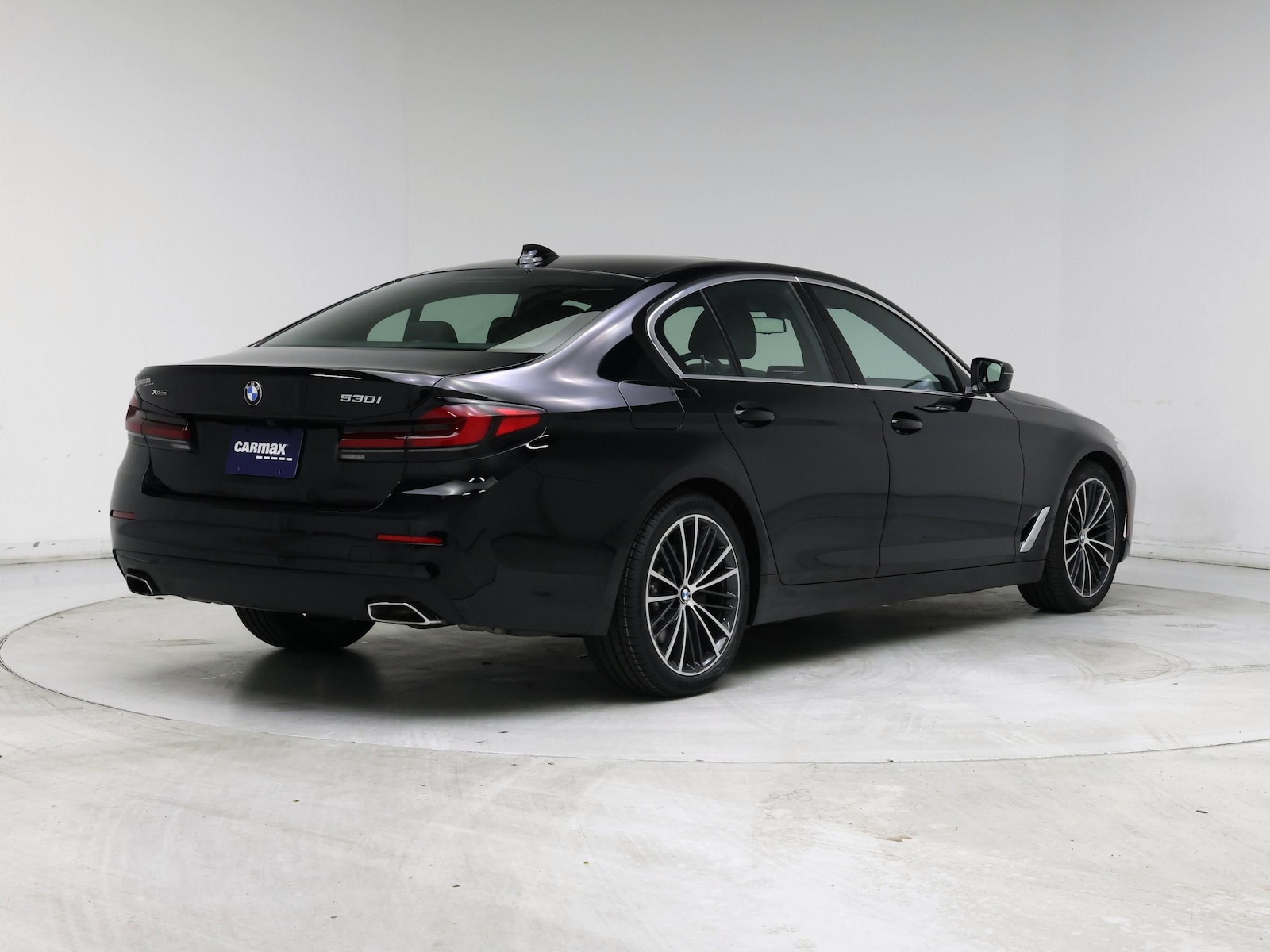 2022 BMW 5 Series 530i - Photo 9