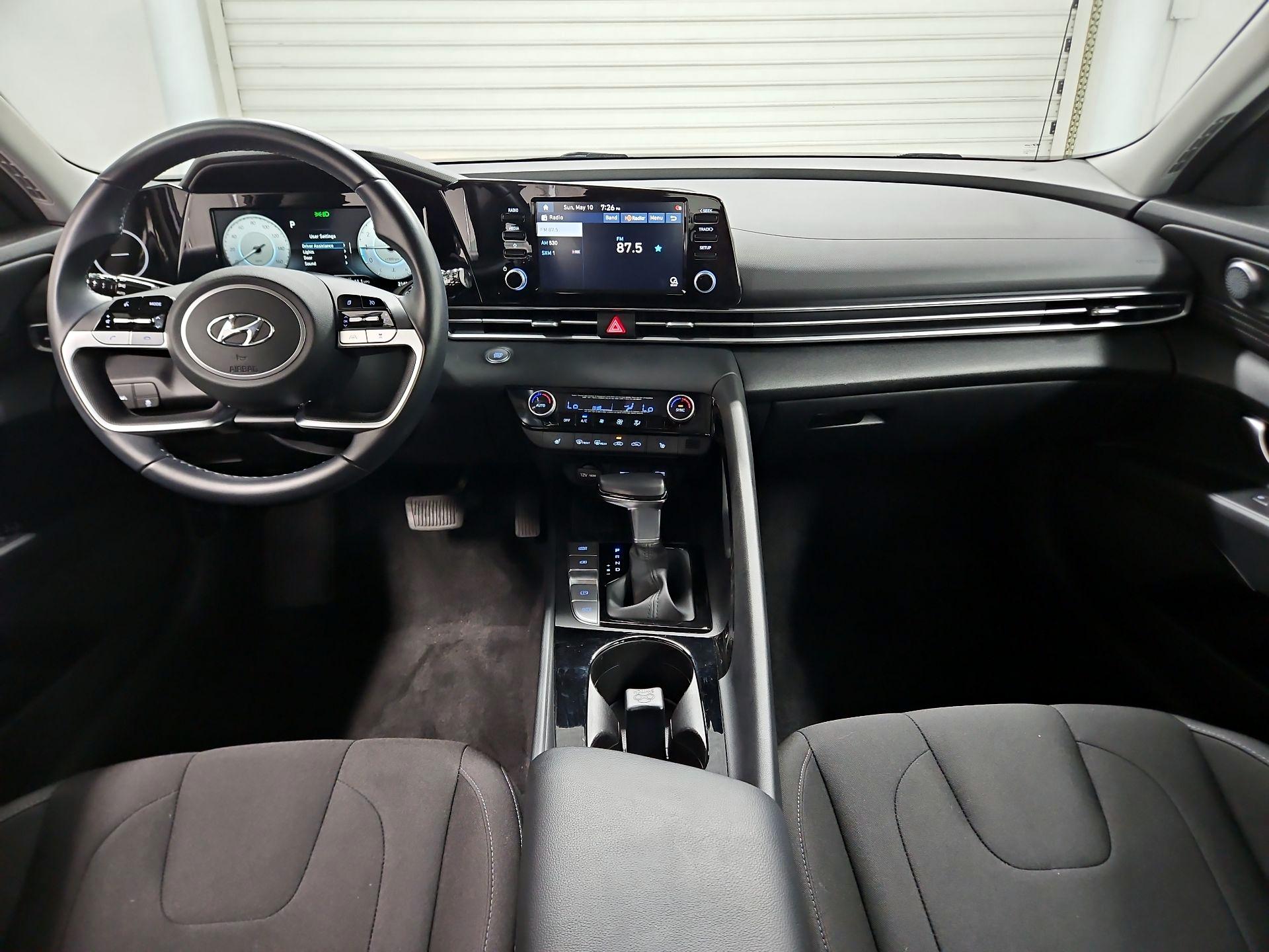 Thumbnail: 2021 Hyundai Elantra - 9