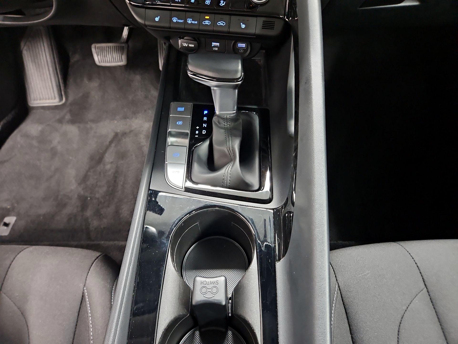 Thumbnail: 2021 Hyundai Elantra - 17