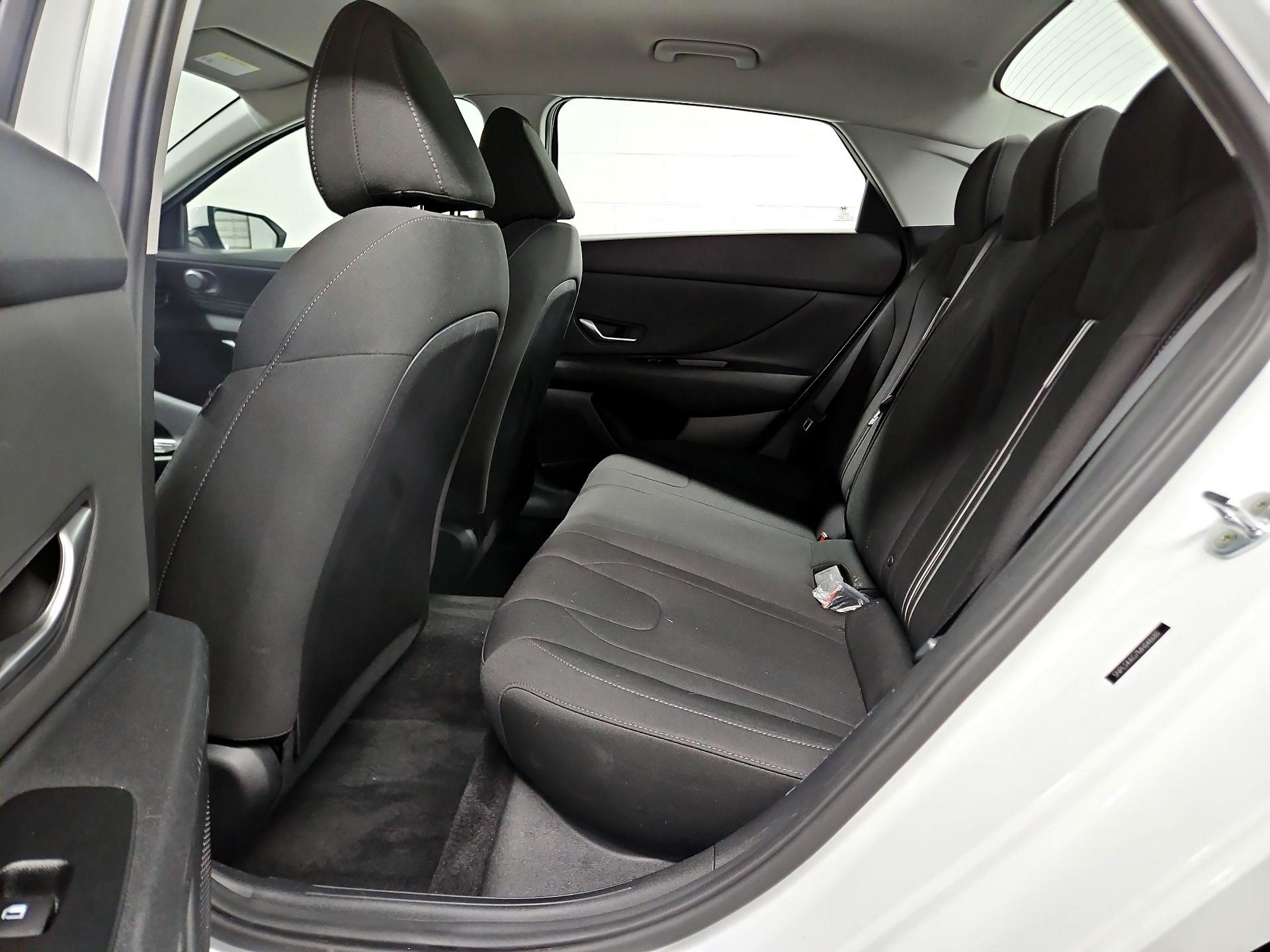 Thumbnail: 2021 Hyundai Elantra - 19