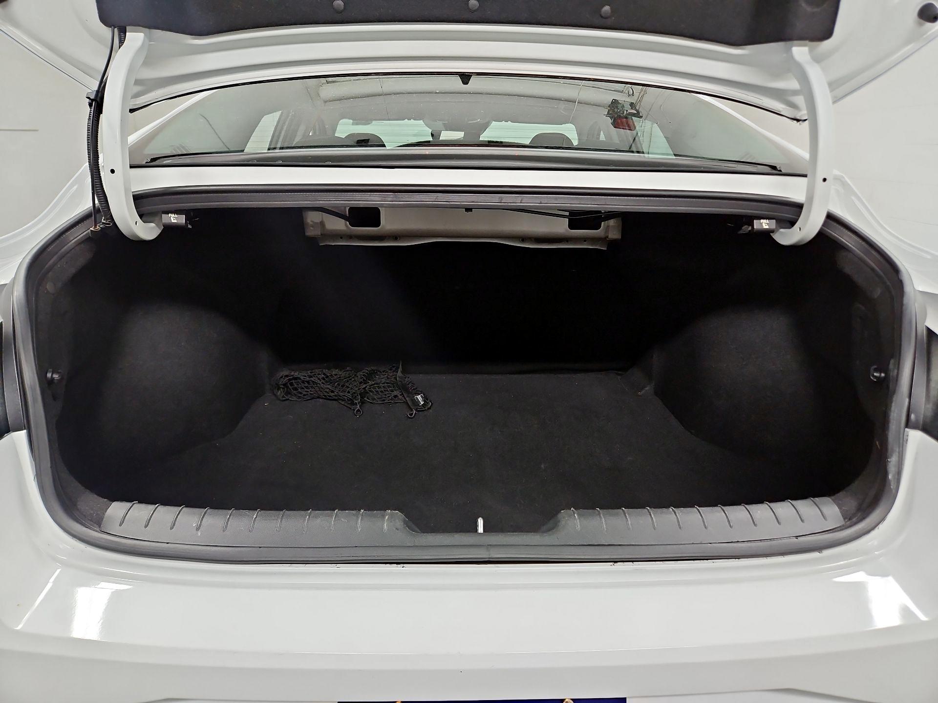 Thumbnail: 2021 Hyundai Elantra - 20