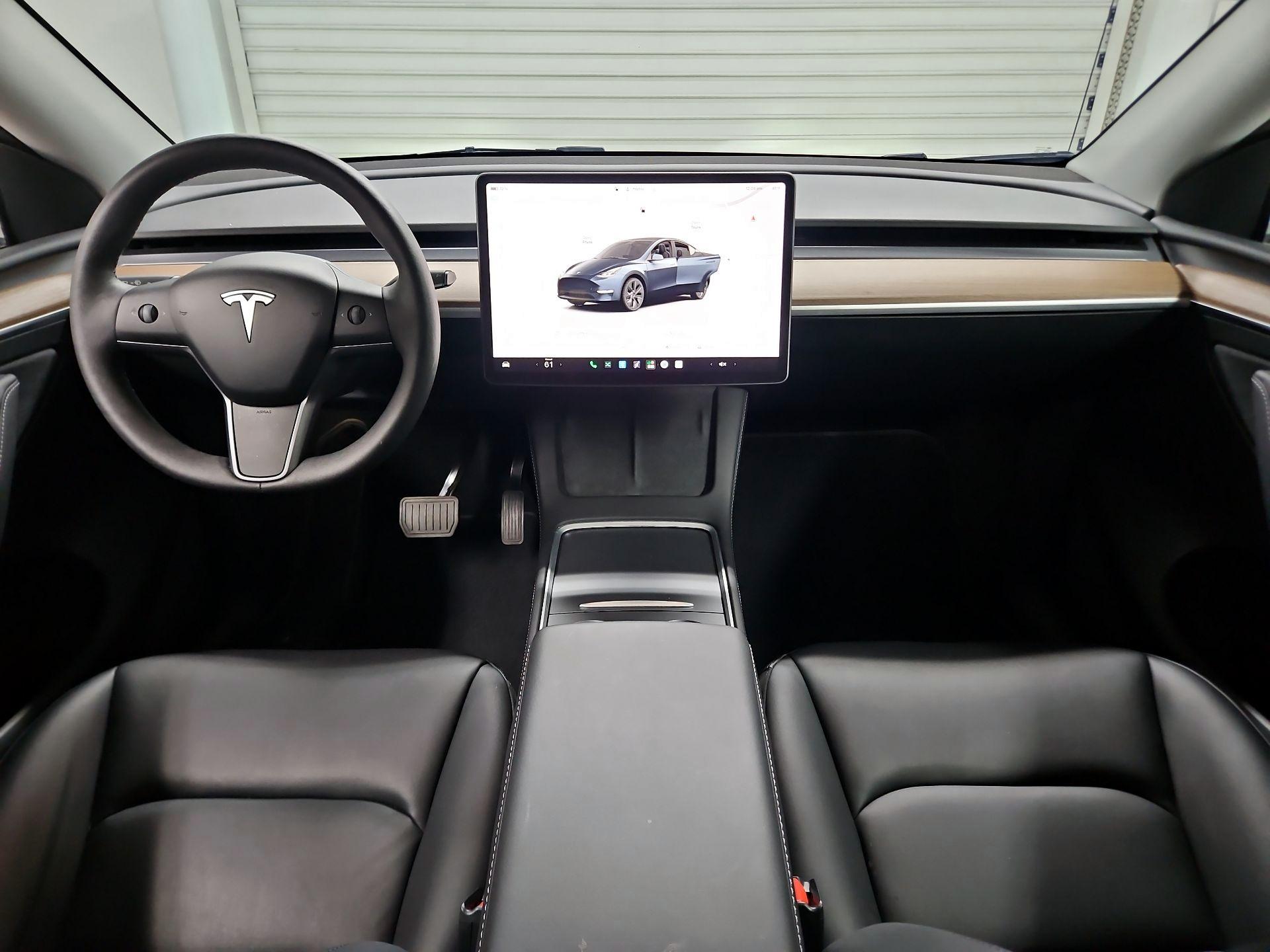 Thumbnail: 2024 Tesla Model Y - 9