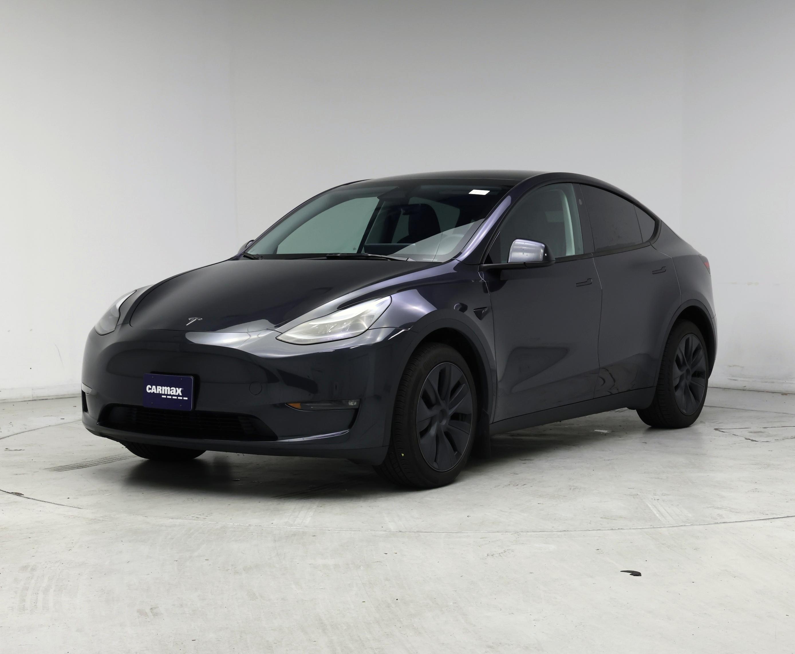 Thumbnail: 2024 Tesla Model Y - 4