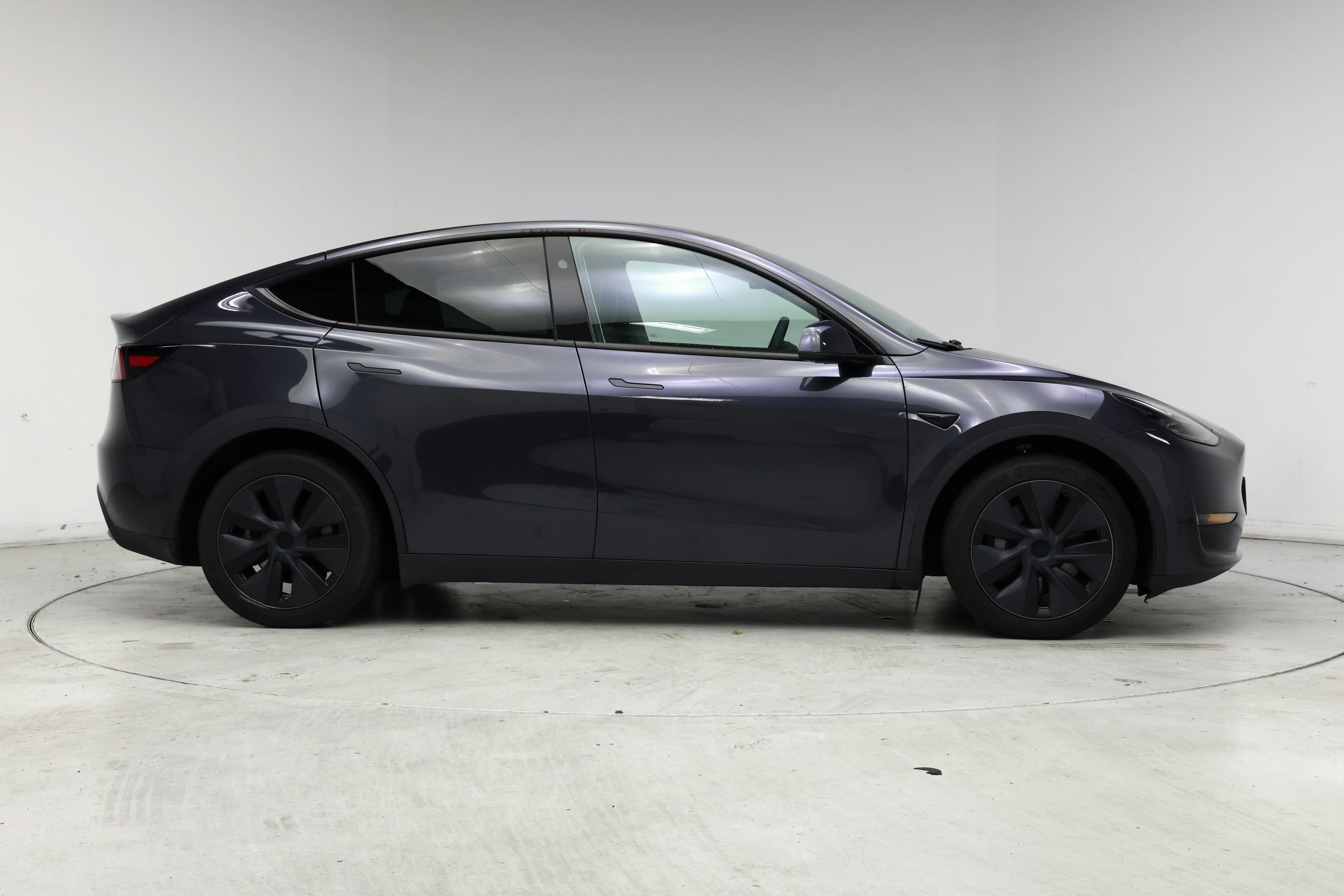 Thumbnail: 2024 Tesla Model Y - 7