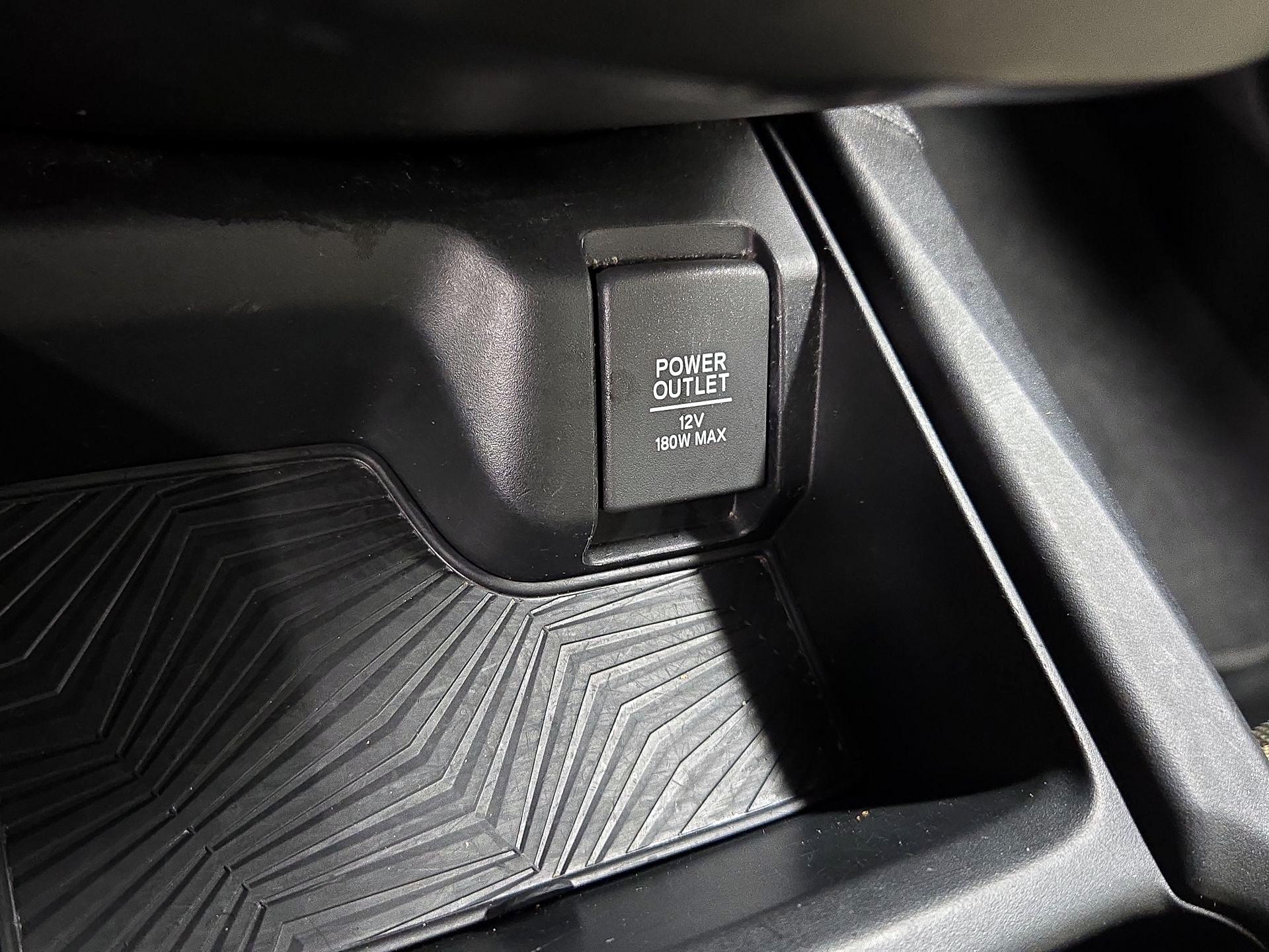 Thumbnail: 2017 Honda CR-V - 18