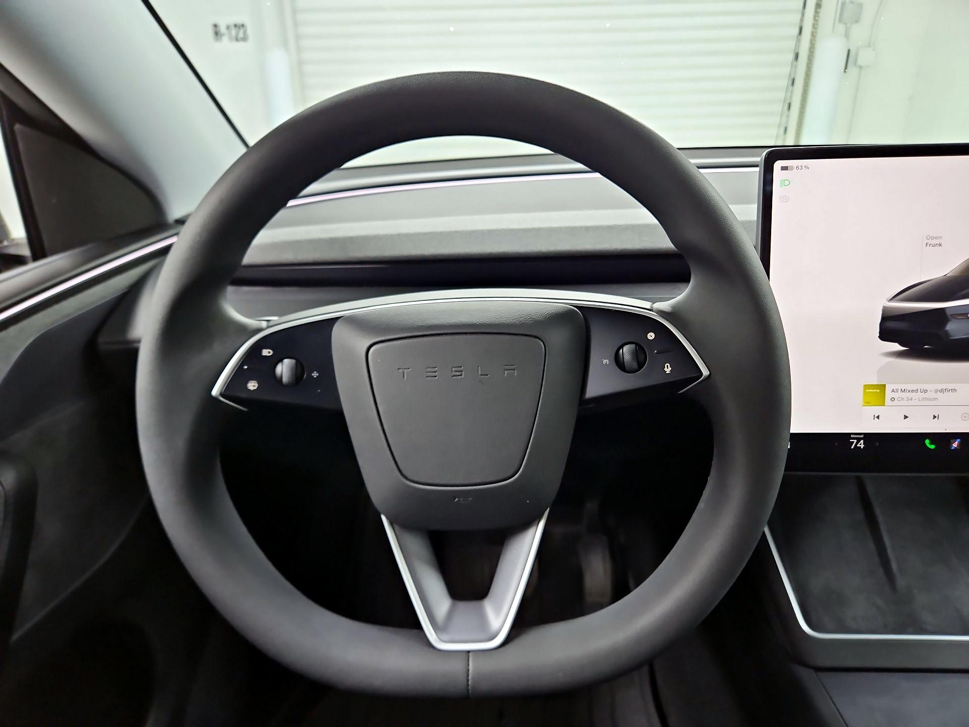 Thumbnail: 2026 Tesla Model Y - 10