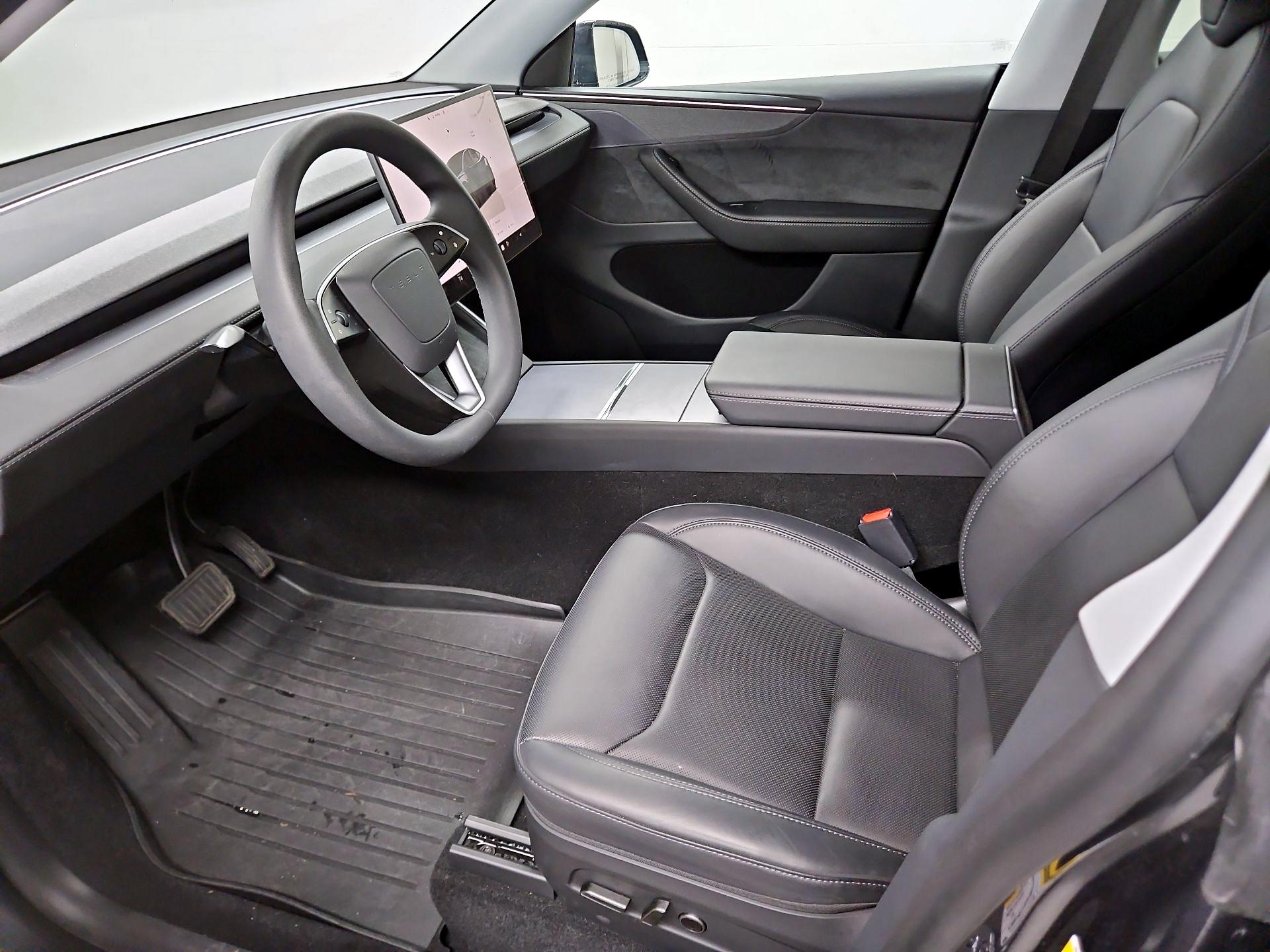 Thumbnail: 2026 Tesla Model Y - 11