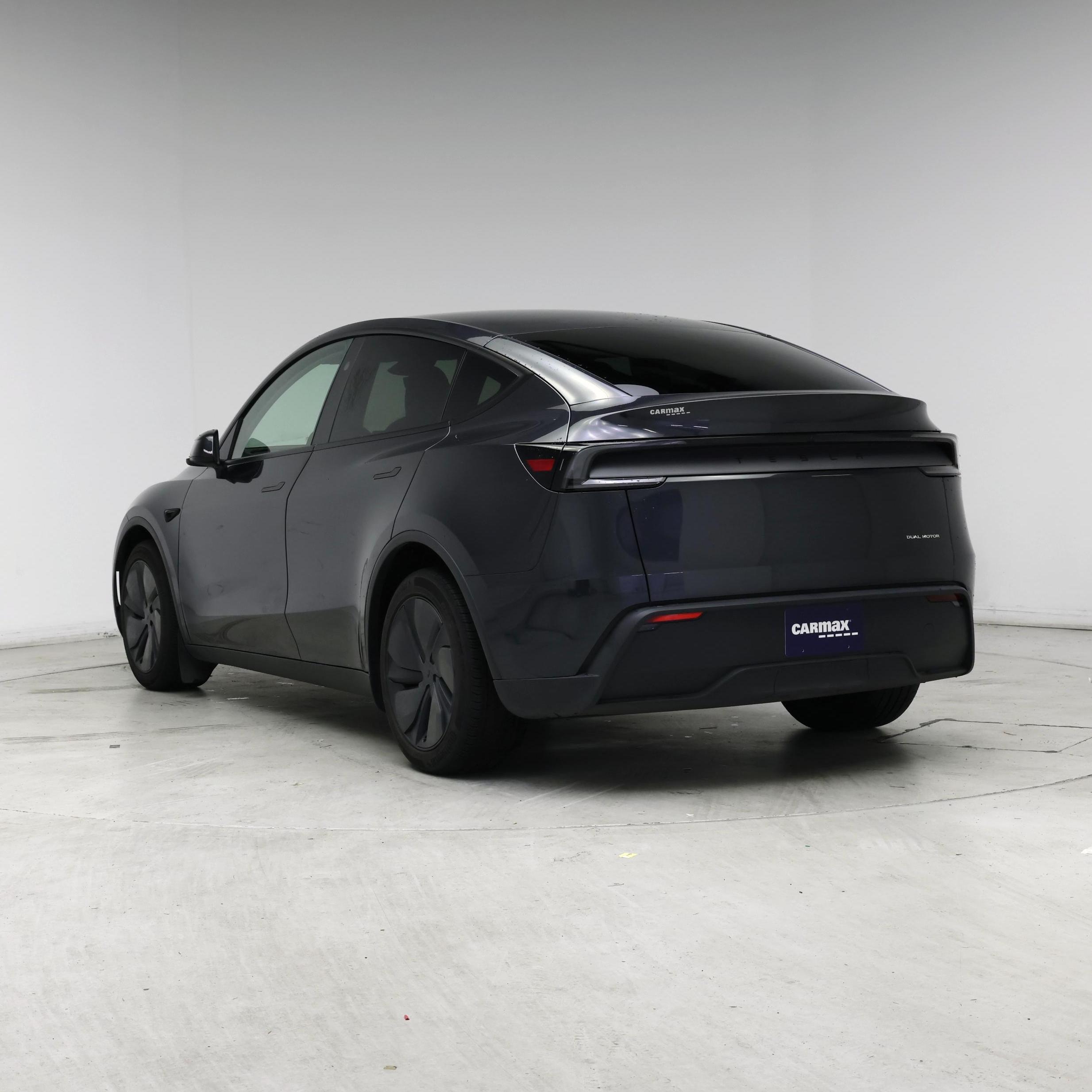 Thumbnail: 2026 Tesla Model Y - 2